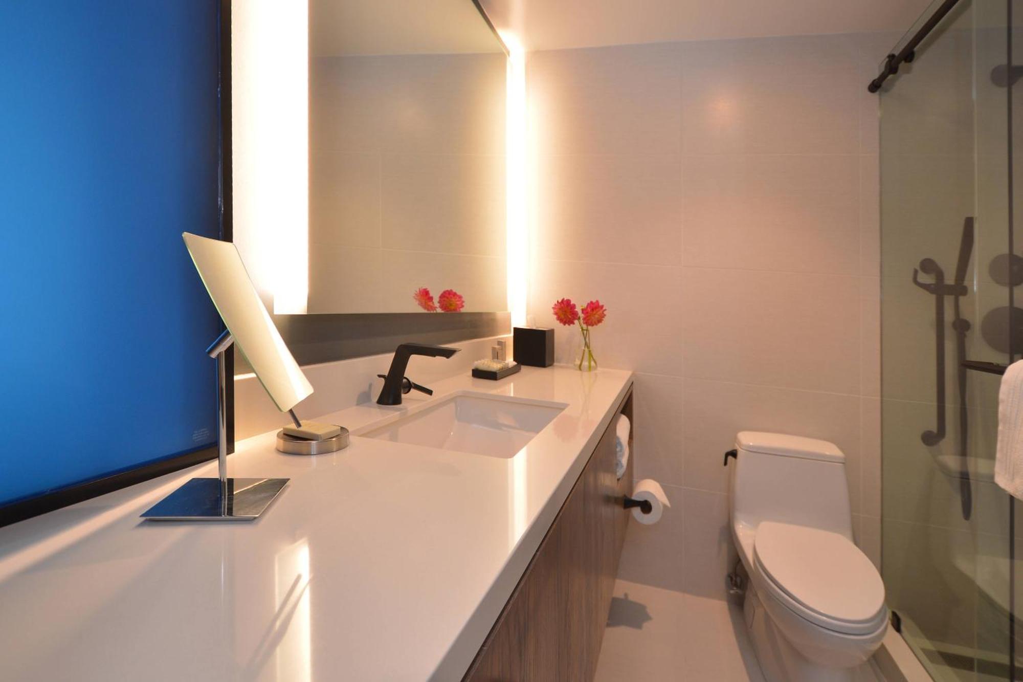 King Guest Room