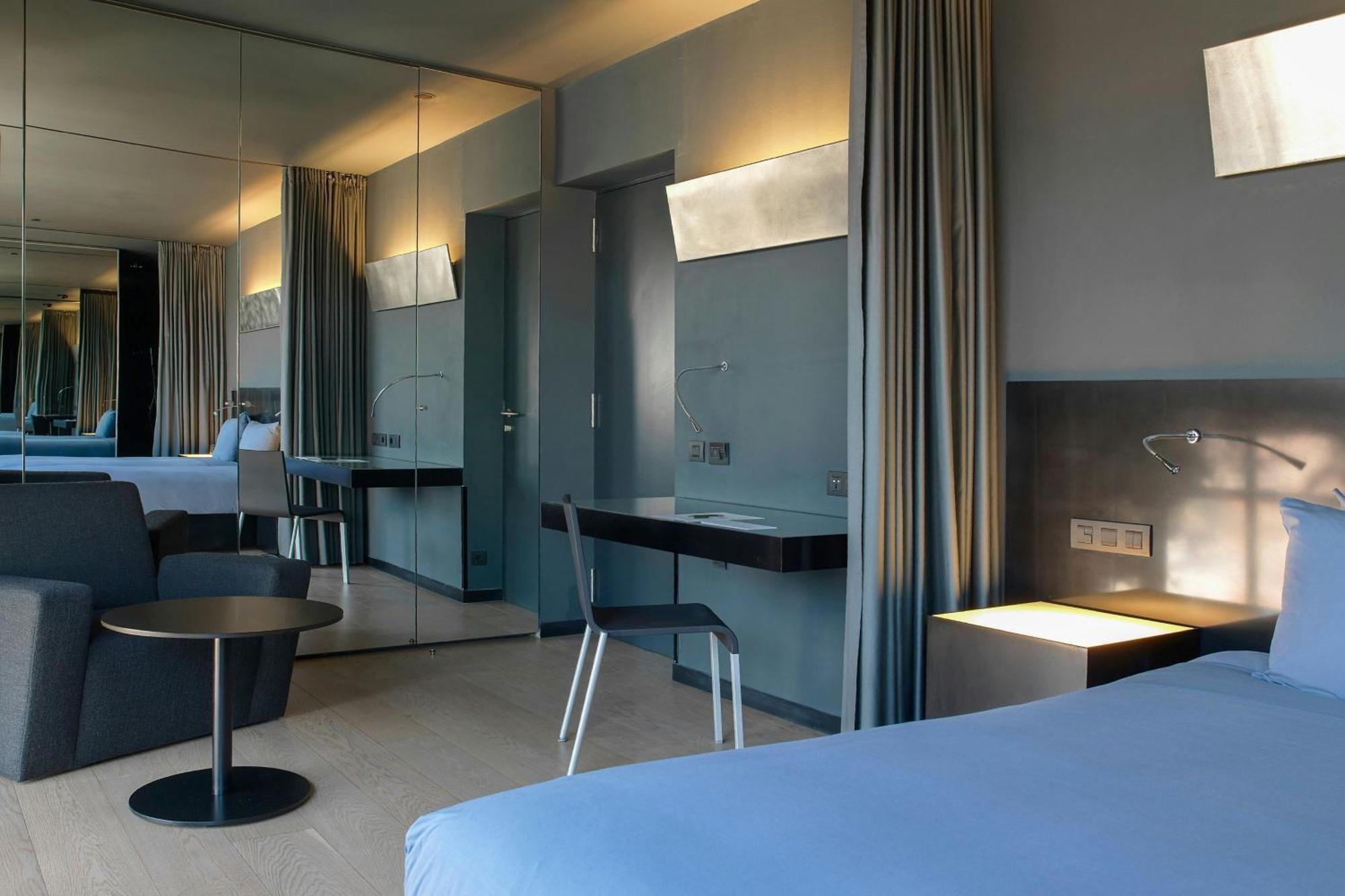 Junior Twin Suite City View