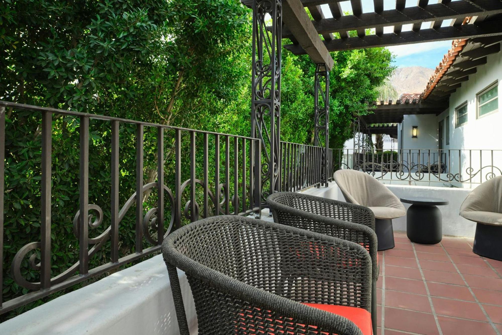 King Suite No Resort Fees