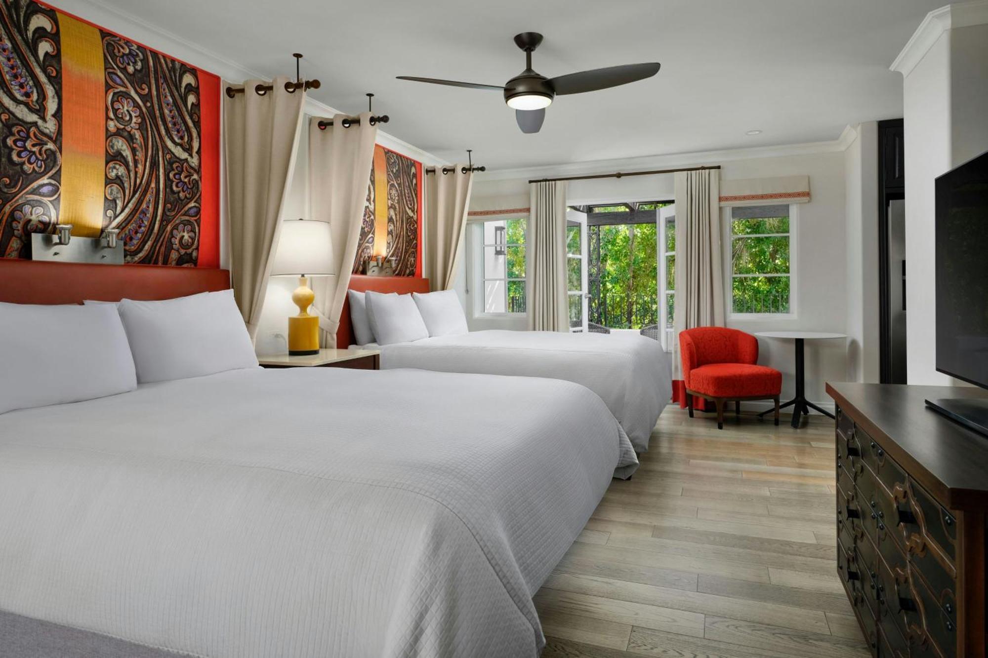 Queen Suite Two Queen Beds
