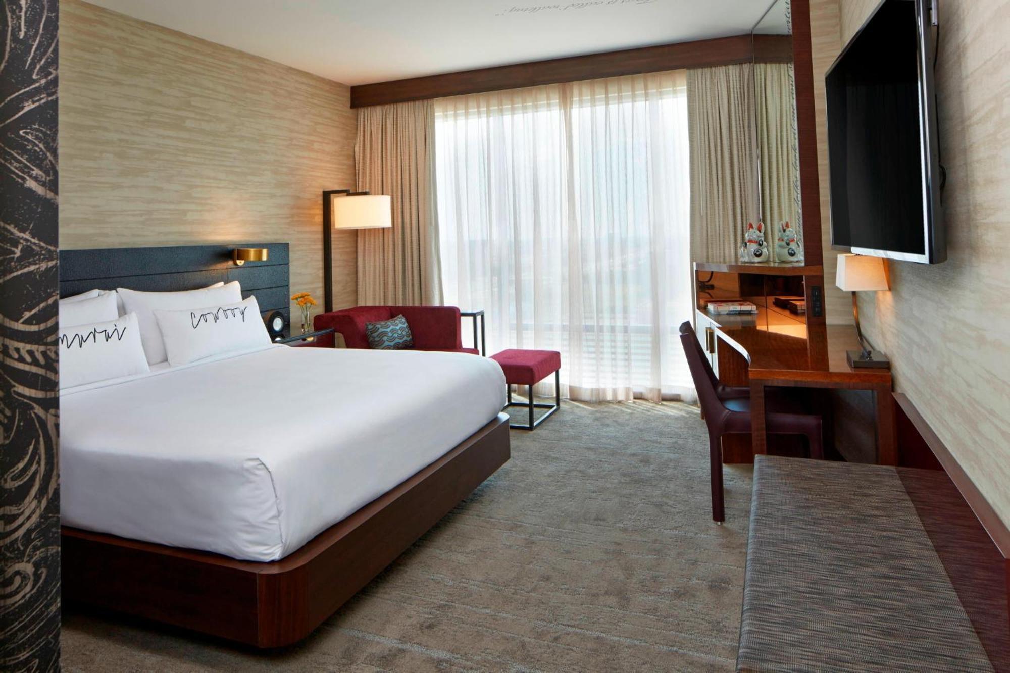 King Room,1643192414:JPEG