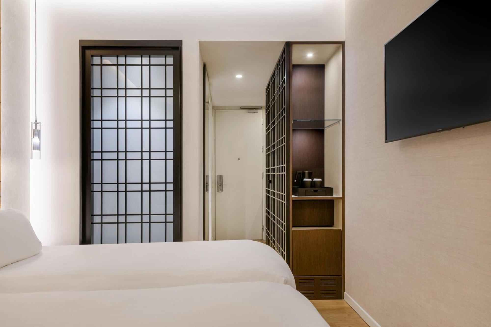 Classic Room 2 Twin or Single beds
