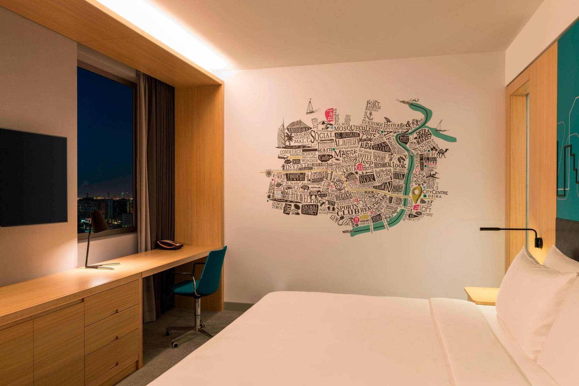 Aloft Room Guest room King City view