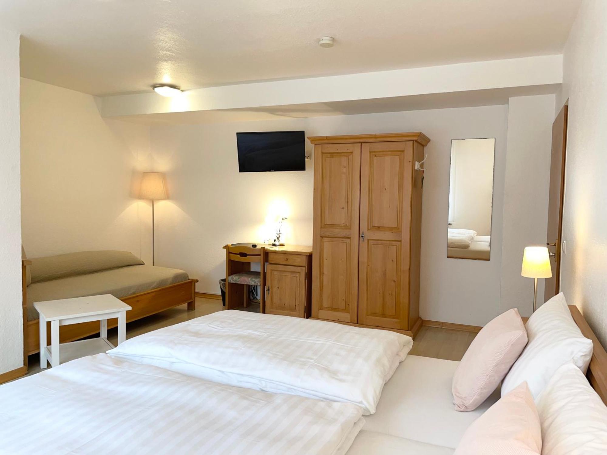 Double Room Private Bathroom