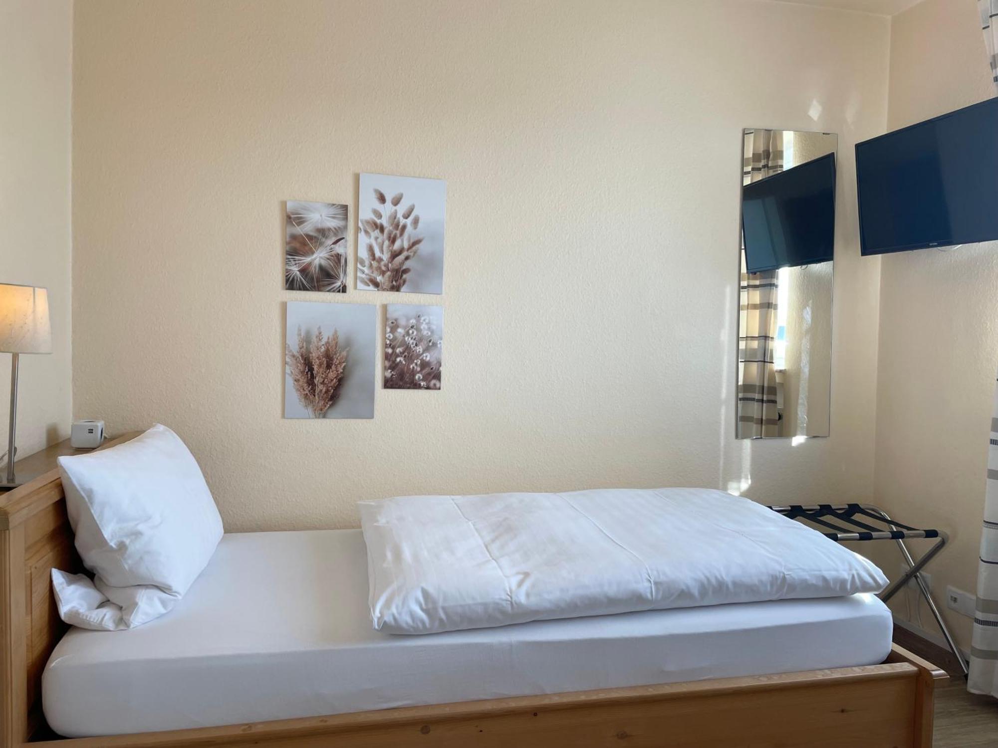 Single Room Private Bathroom