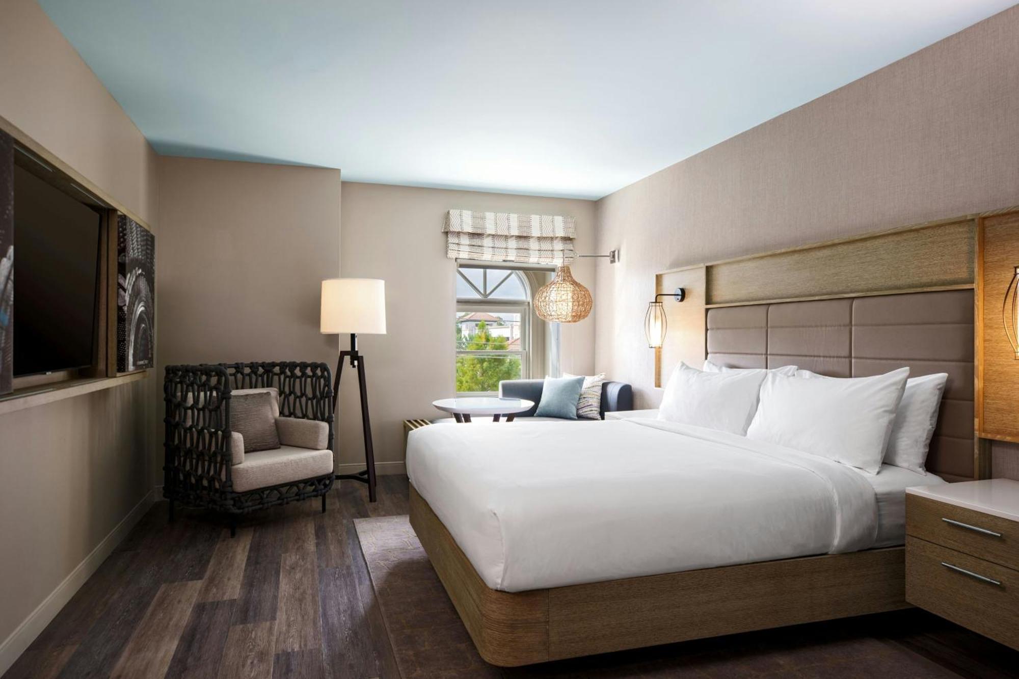 King Guest Room
