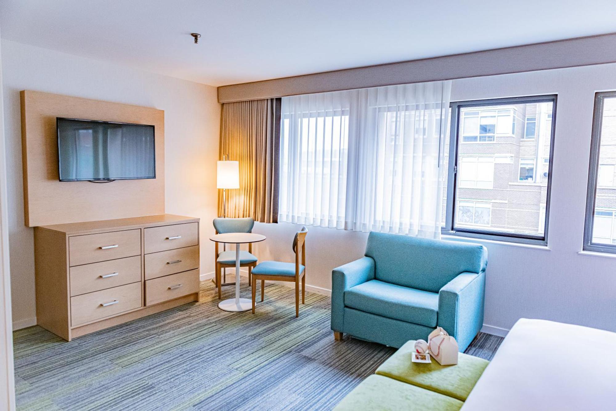 Junior Suite King Bed