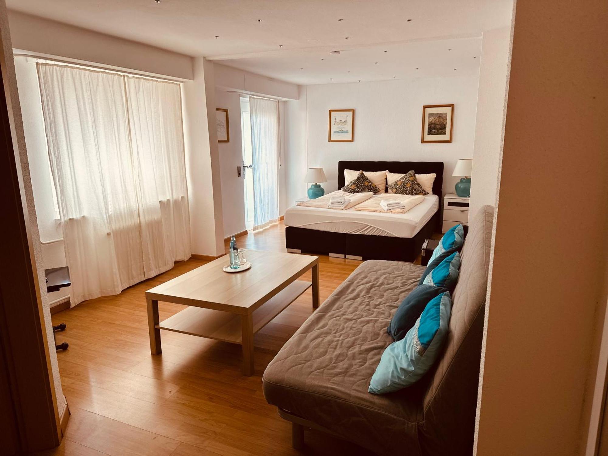 Economy Double Room Souterrain
