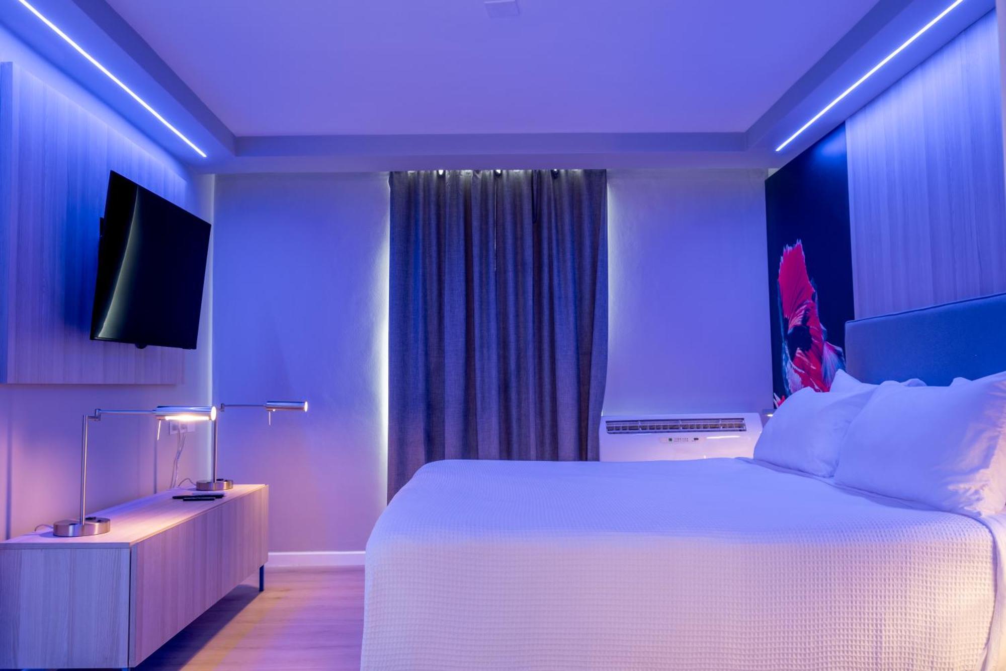 Premier King Suite