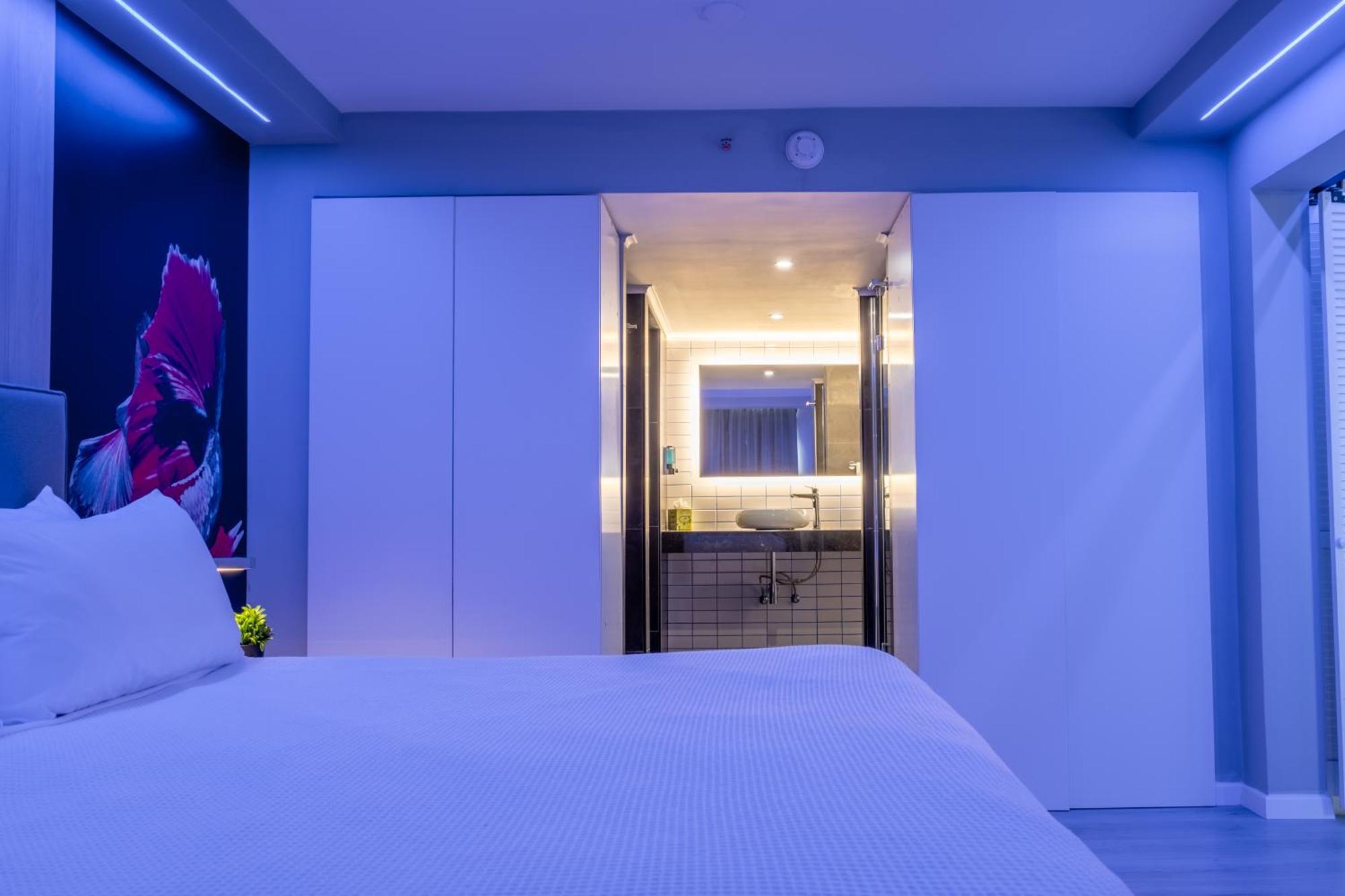 Premier King Suite