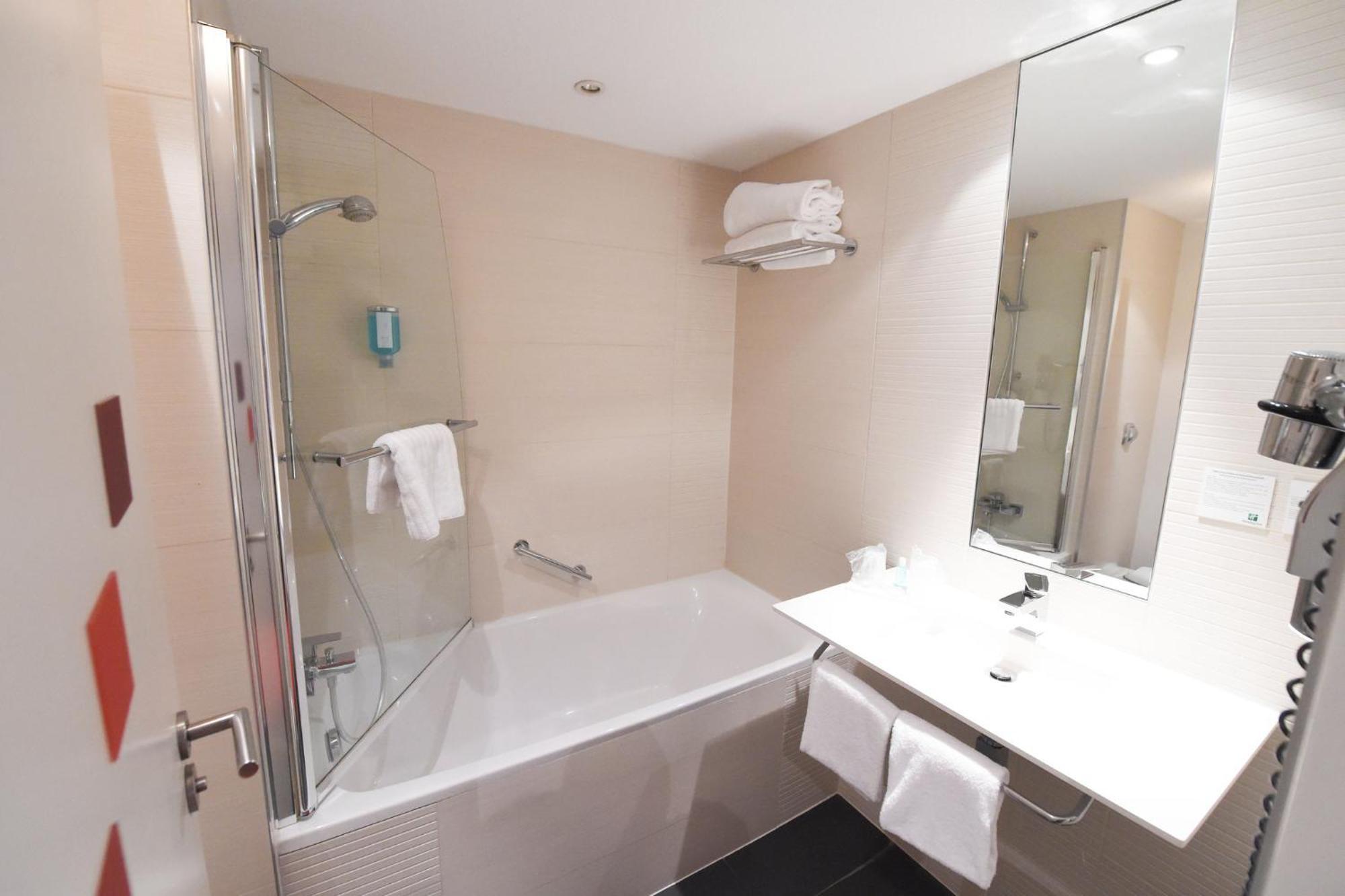 Standard Double Room Disability Access