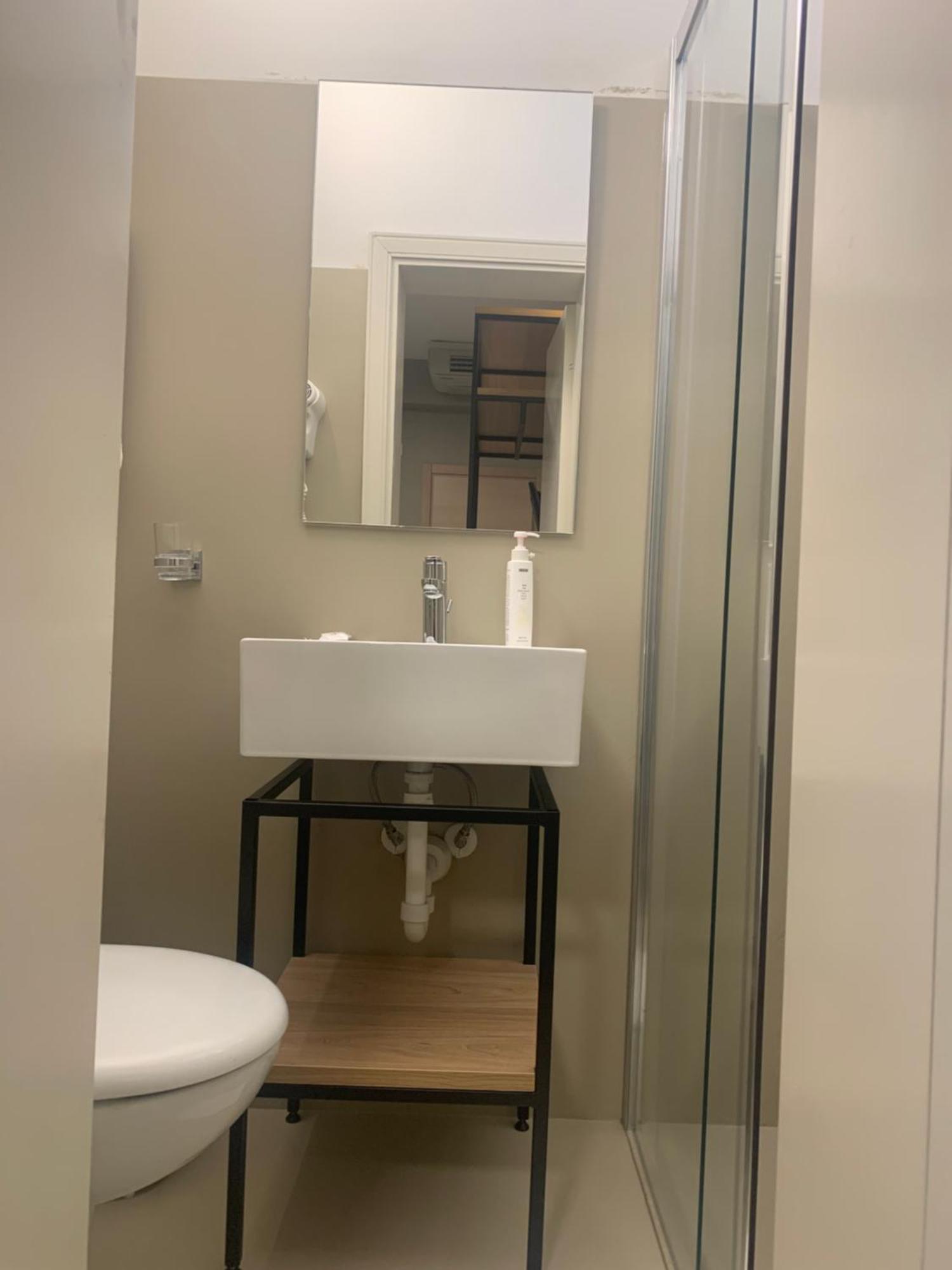 Economy Single Room