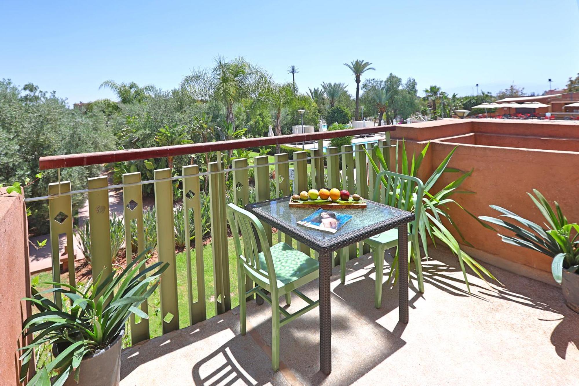 Deluxe Room Twin Beds Garden View