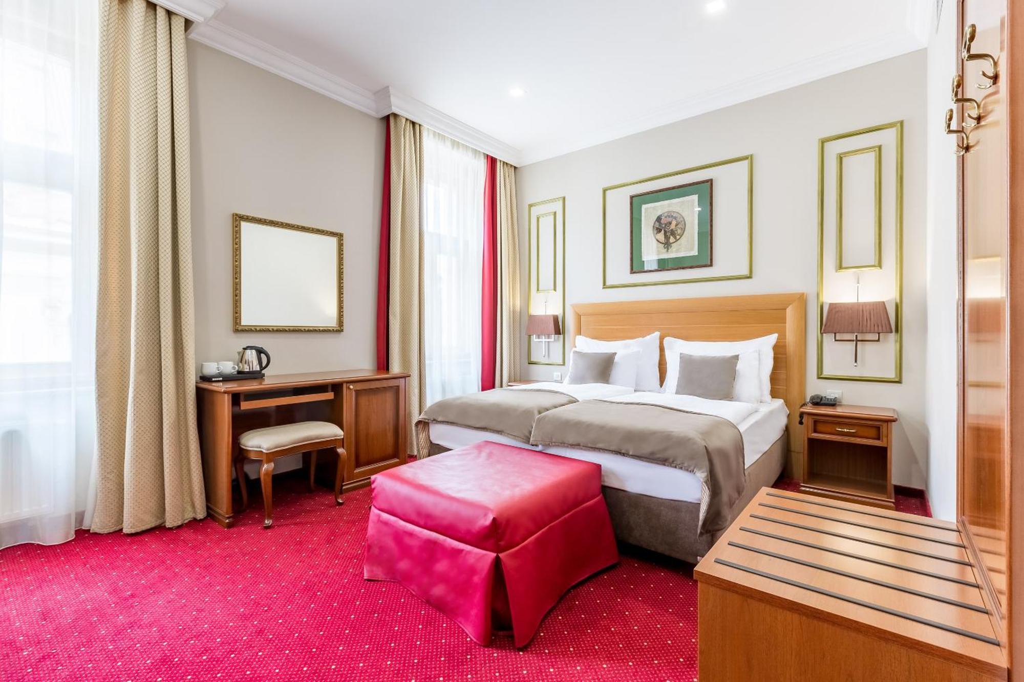Superior Triple Room