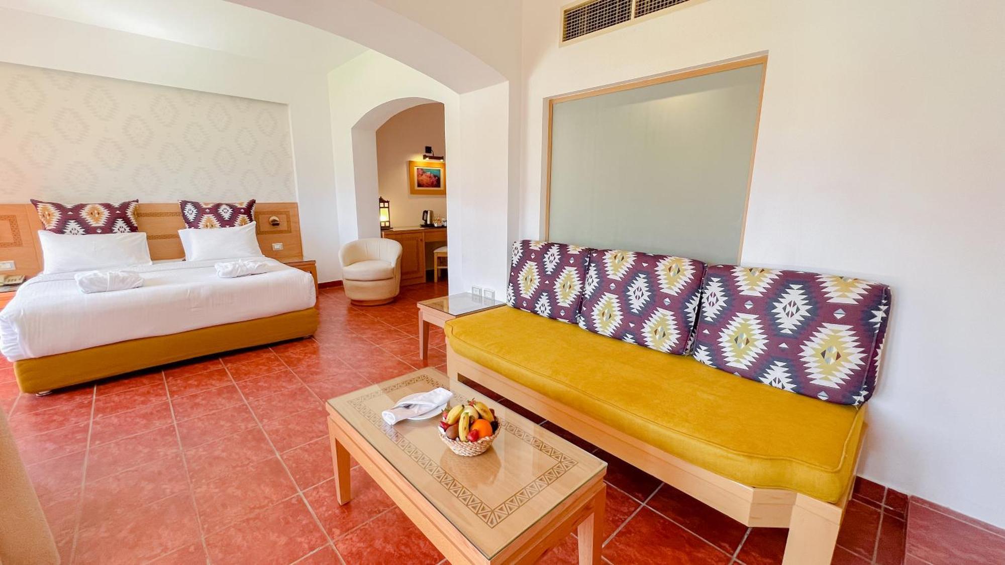 Superior Double or Twin Room Garden View
