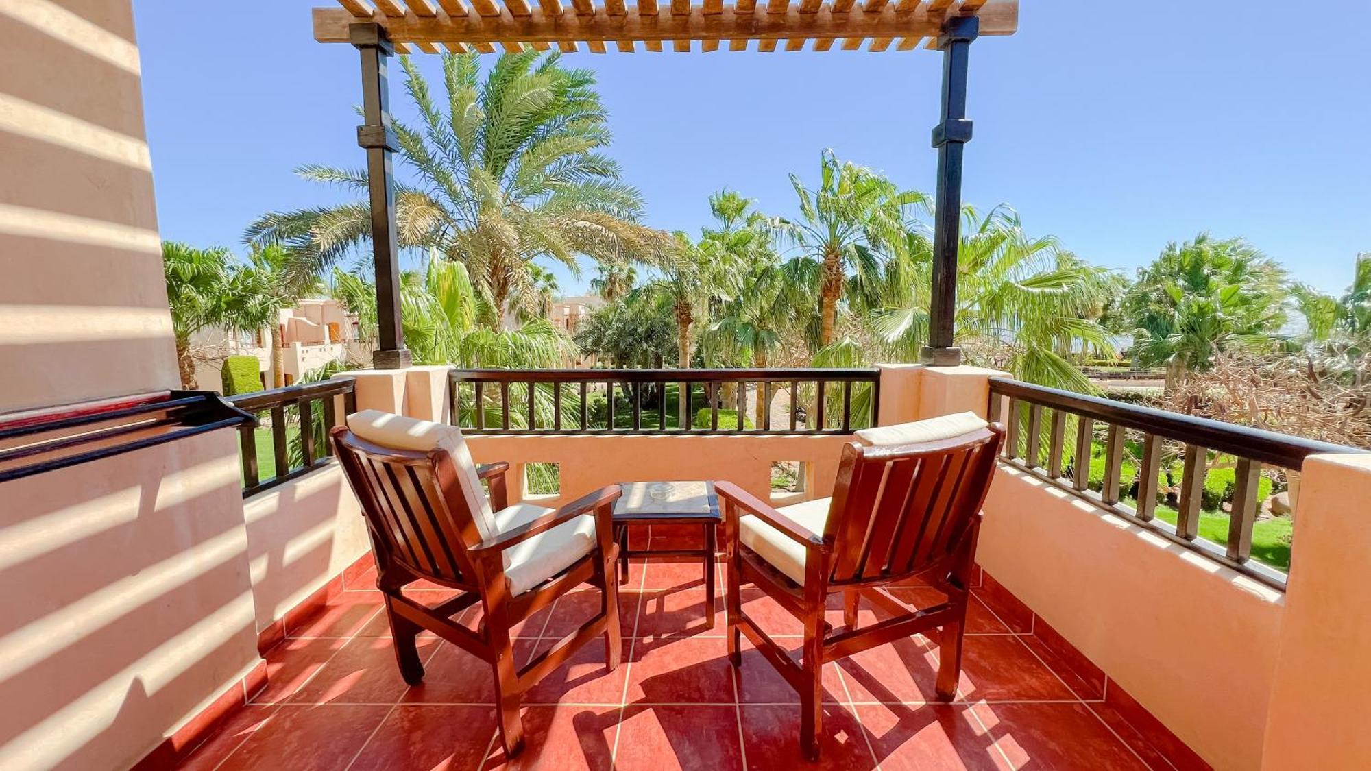 Superior Double or Twin Room Garden View