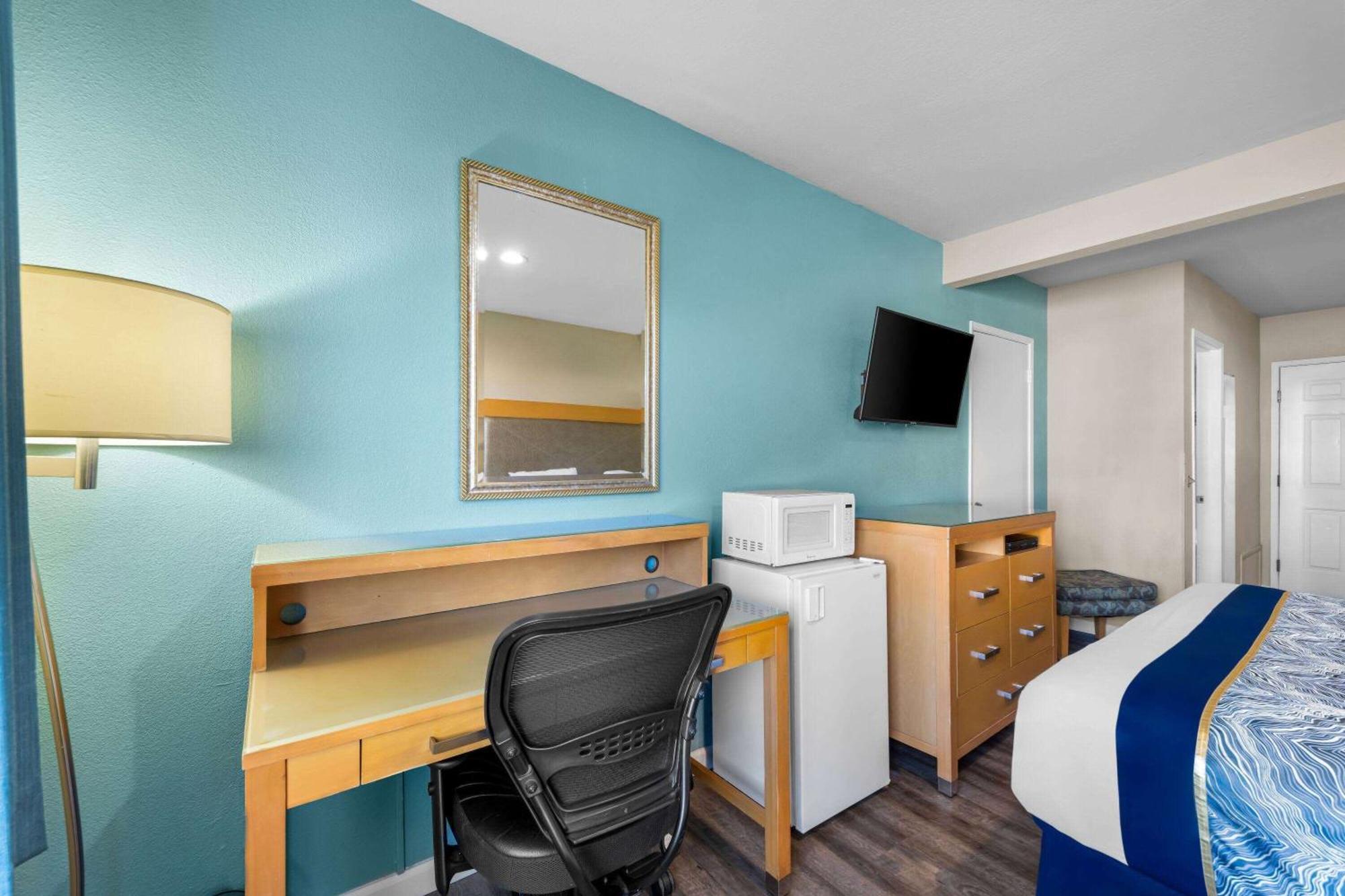 King Studio Suite Non-Smoking