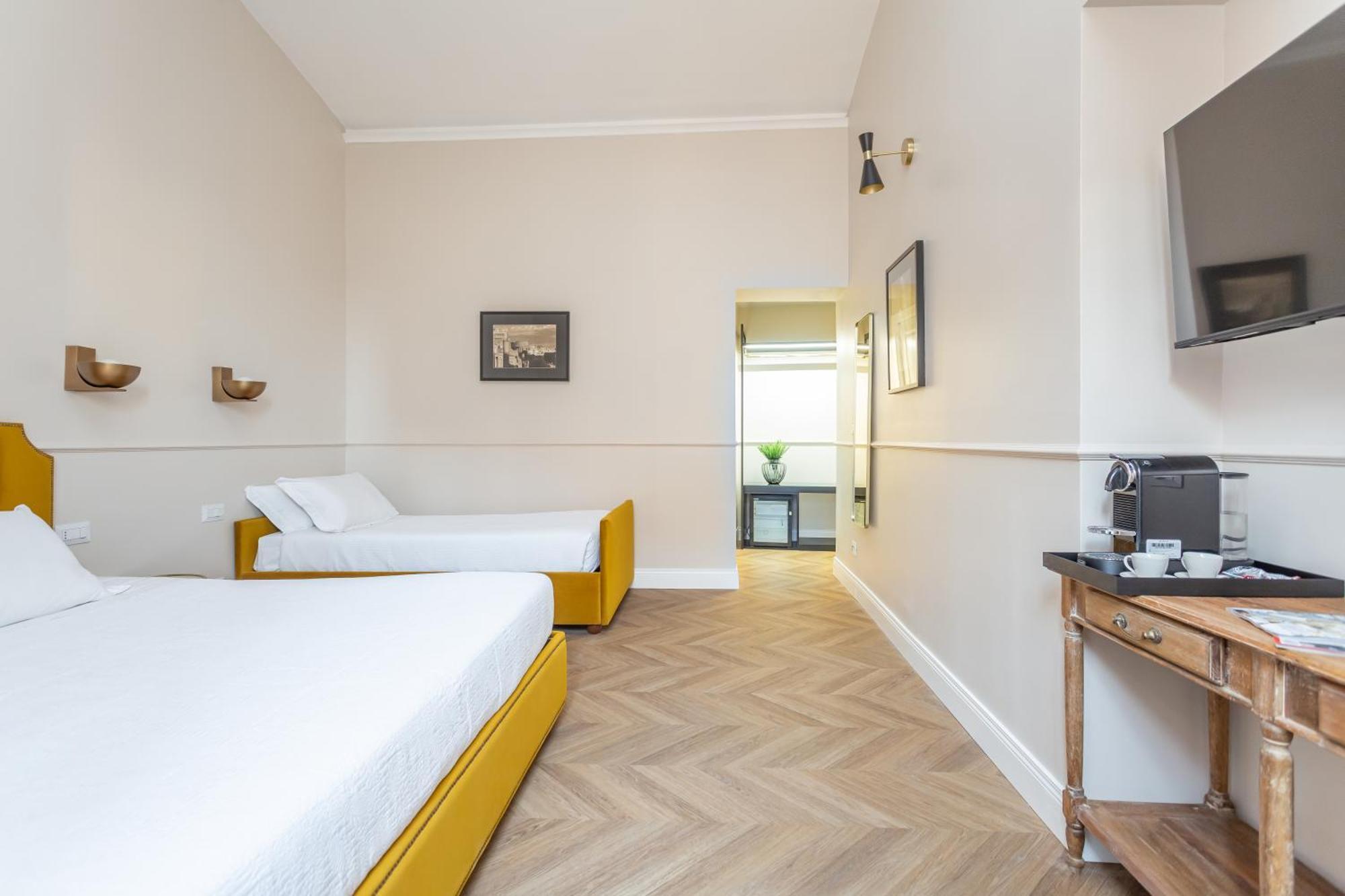 Triple Room,1643767029:JPEG