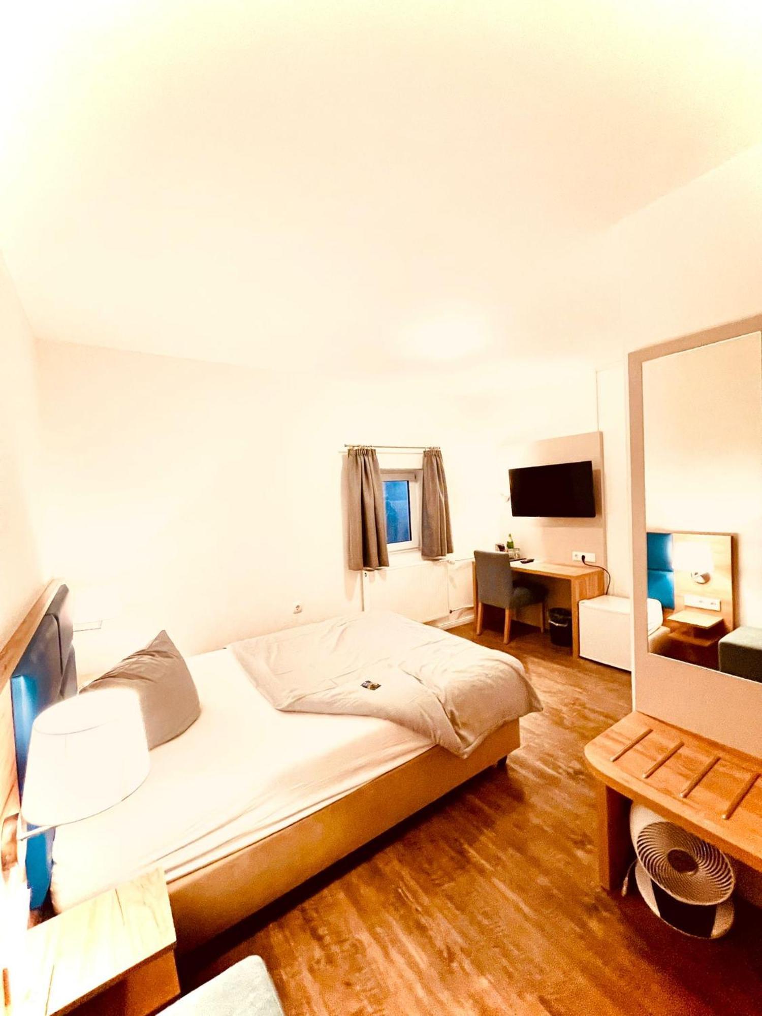 Standard Single Room,1643770644:JPEG