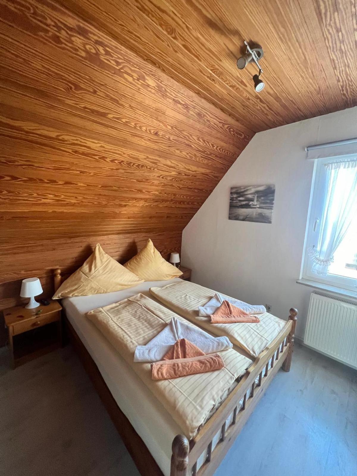 Double Room Private External Bathroom
