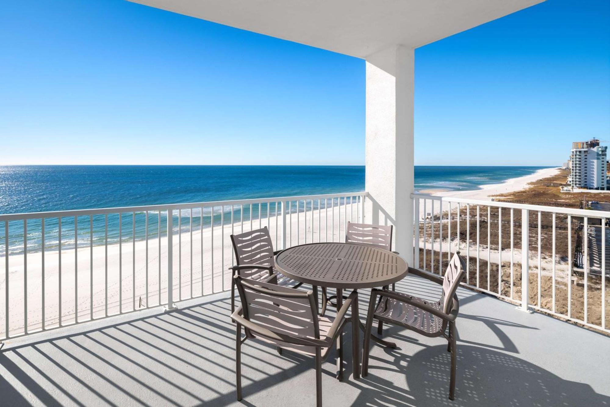 Corner King Suite Bunk Beds Sofa Bed Bath Tub or Beach Front or Mobility Accessible,1643785246:JPEG