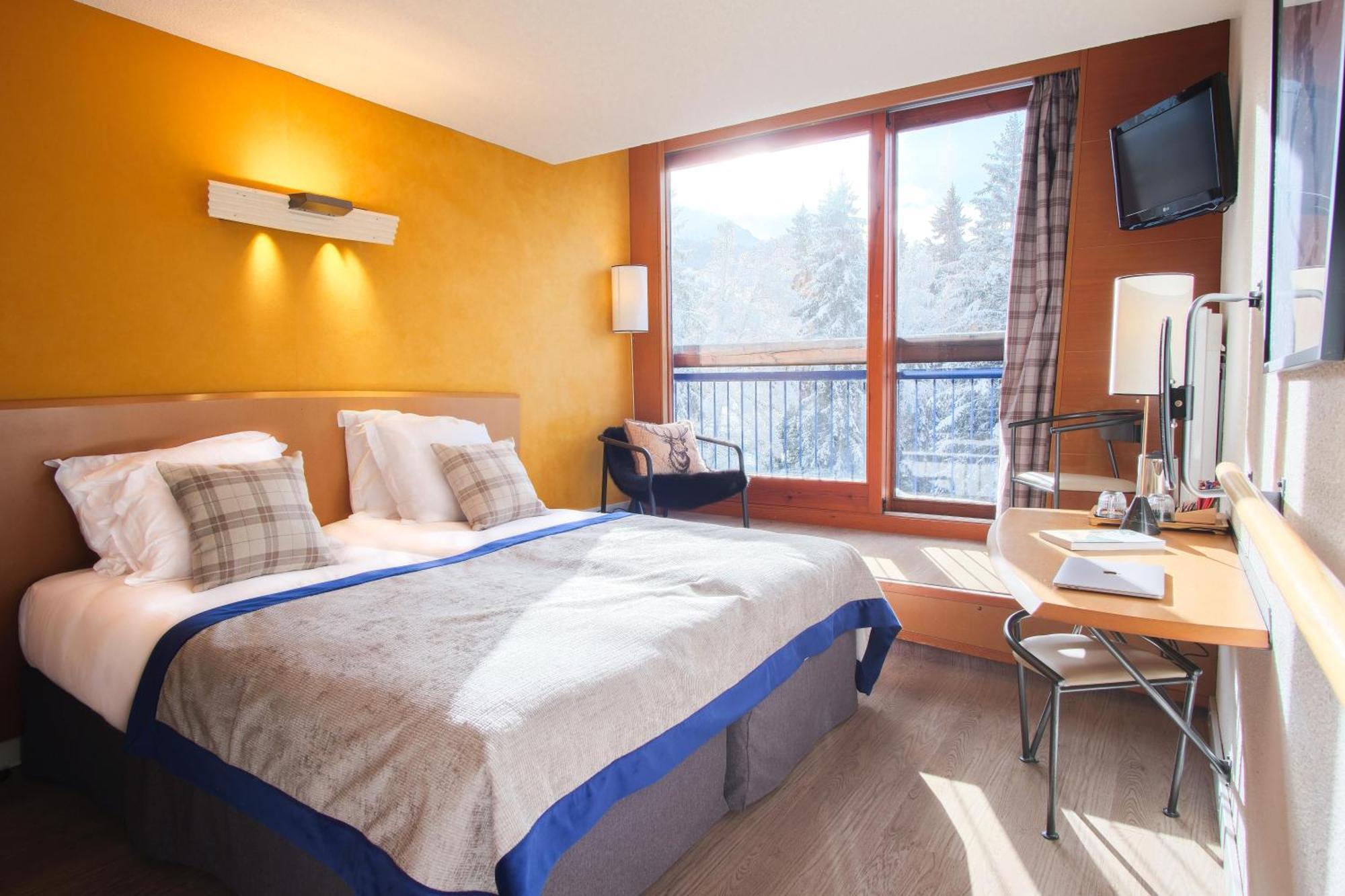 Double Room,1645647166:JPEG