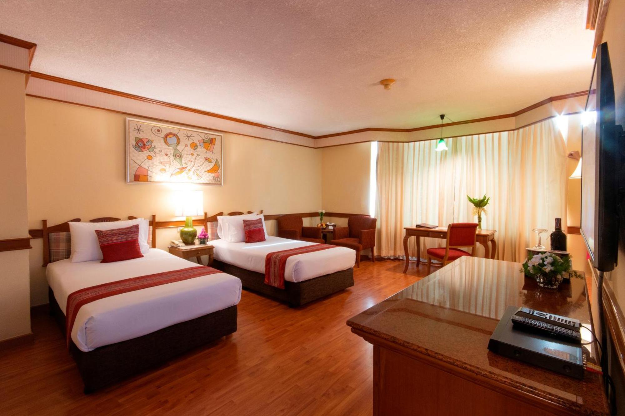 Twin Room,743981209:JPEG