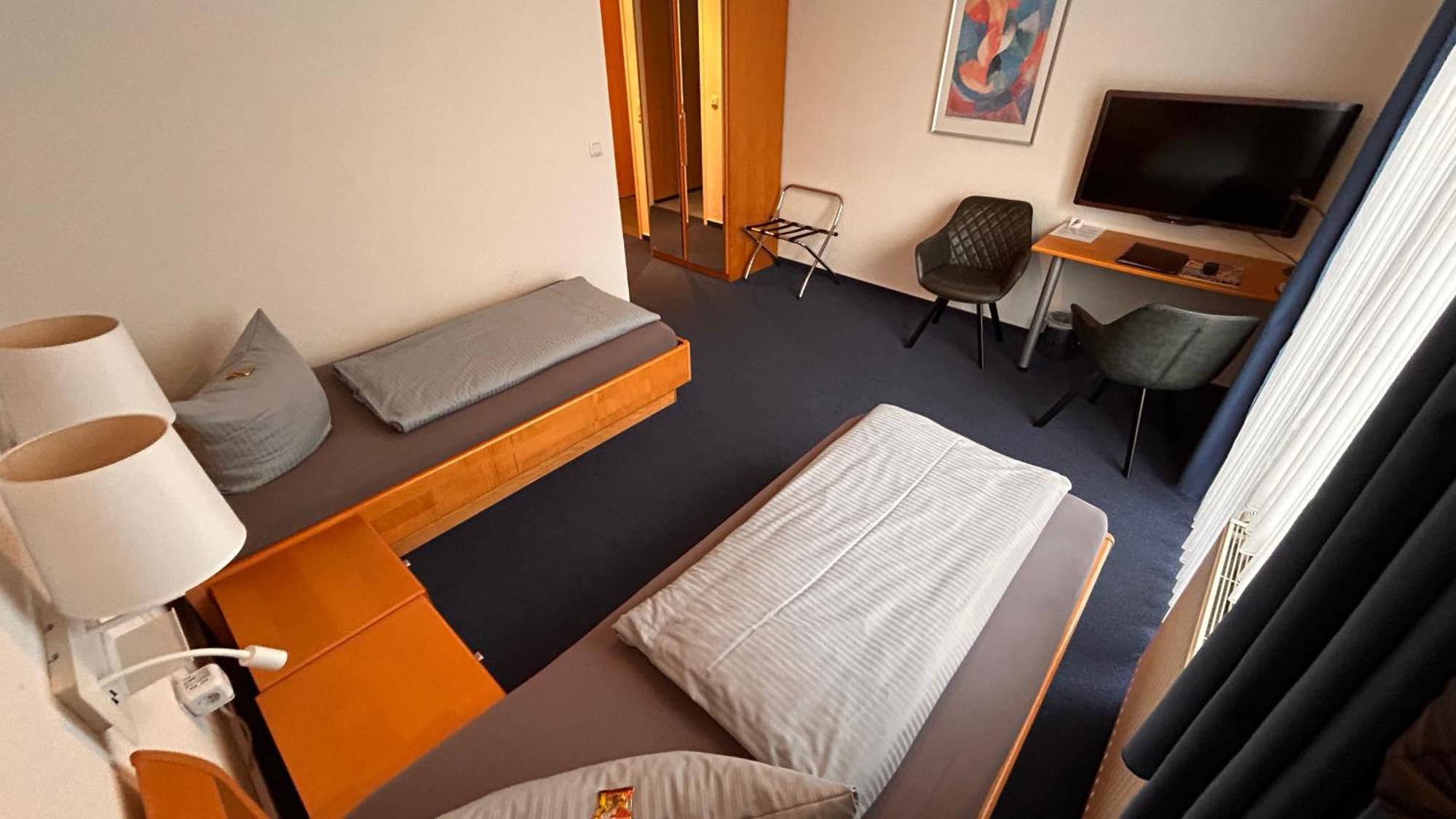 Large Double Room
