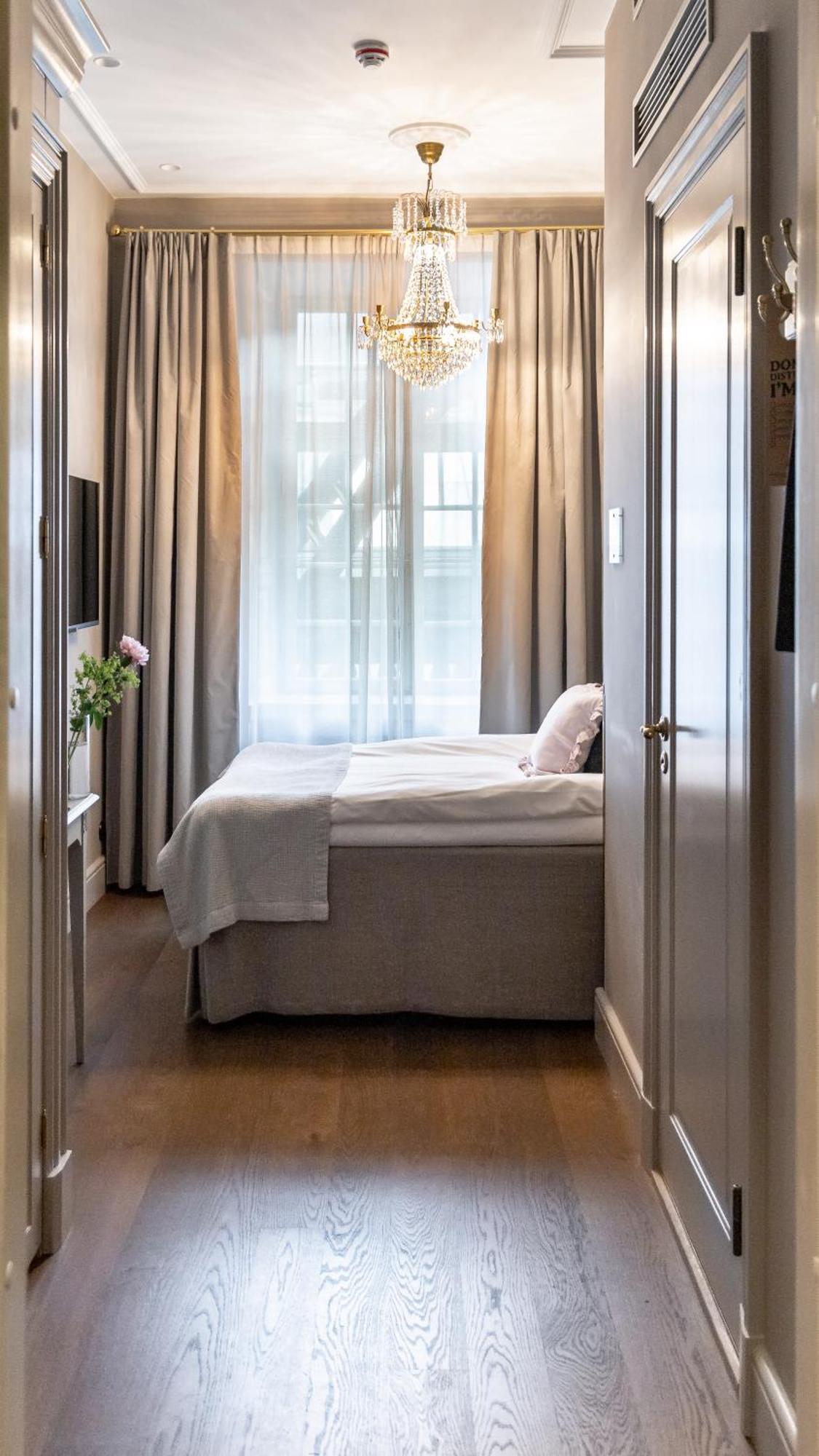 Small Double Room