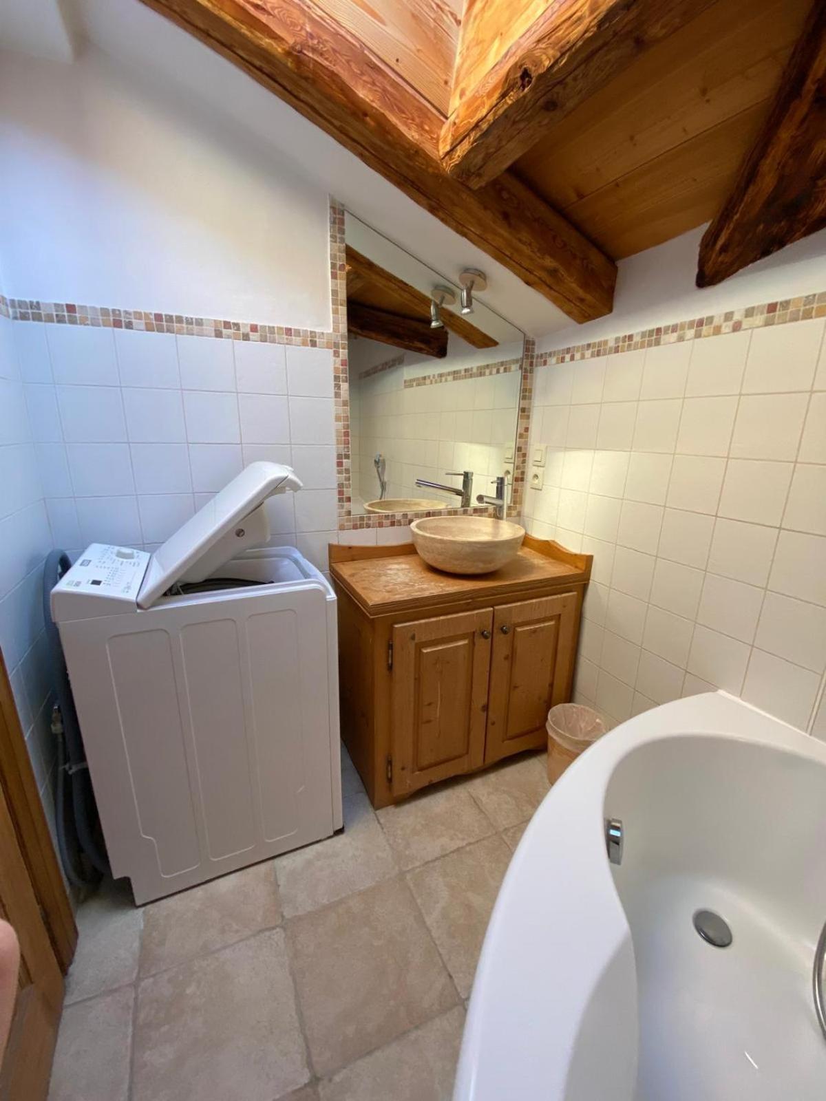 Three-Bedroom Apartment,1644495585:JPEG