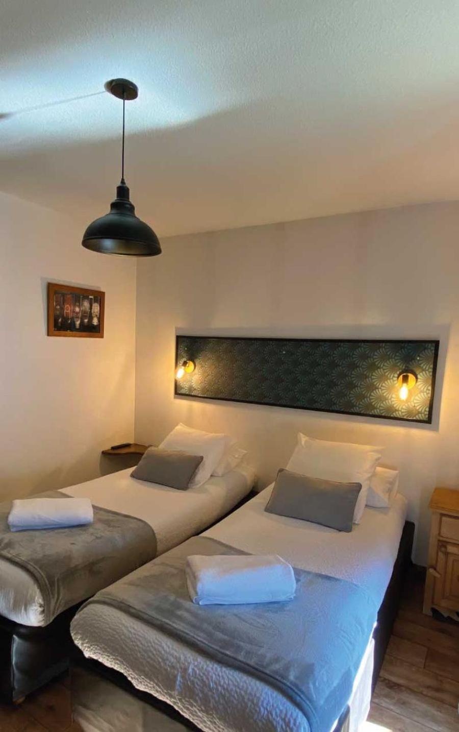 Twin Room,1644495588:JPEG