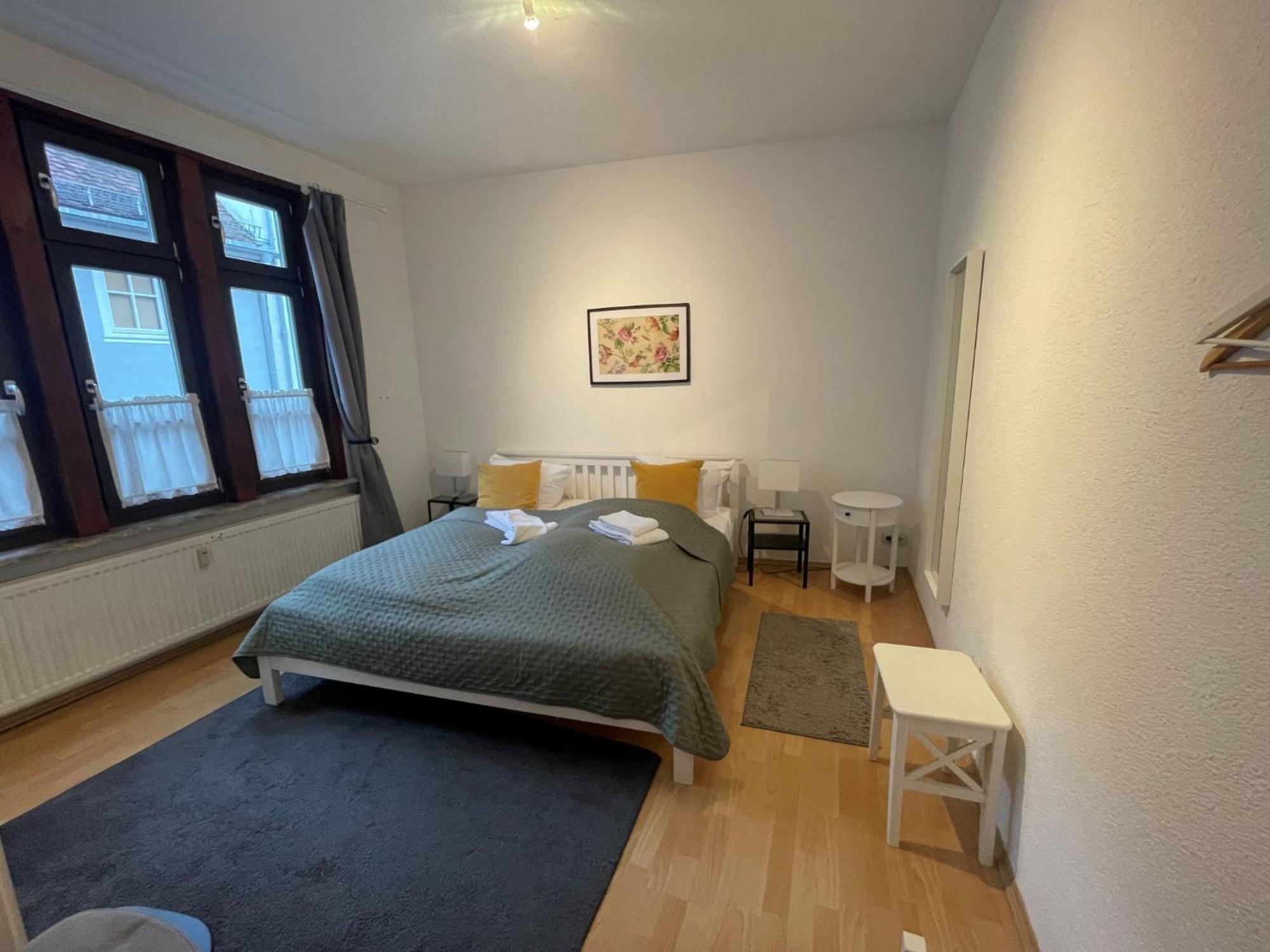 One-Bedroom Apartment,1644513560:JPEG