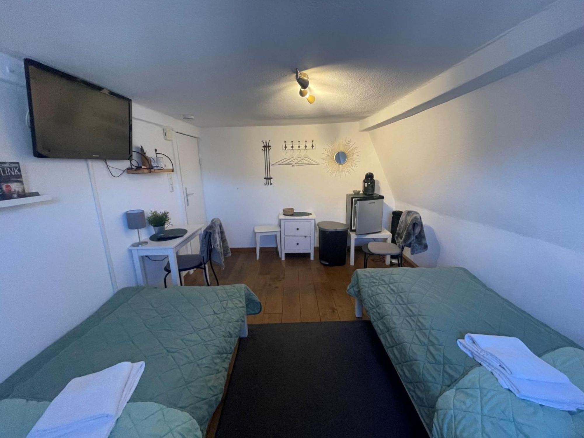 Double Room Private External Bathroom