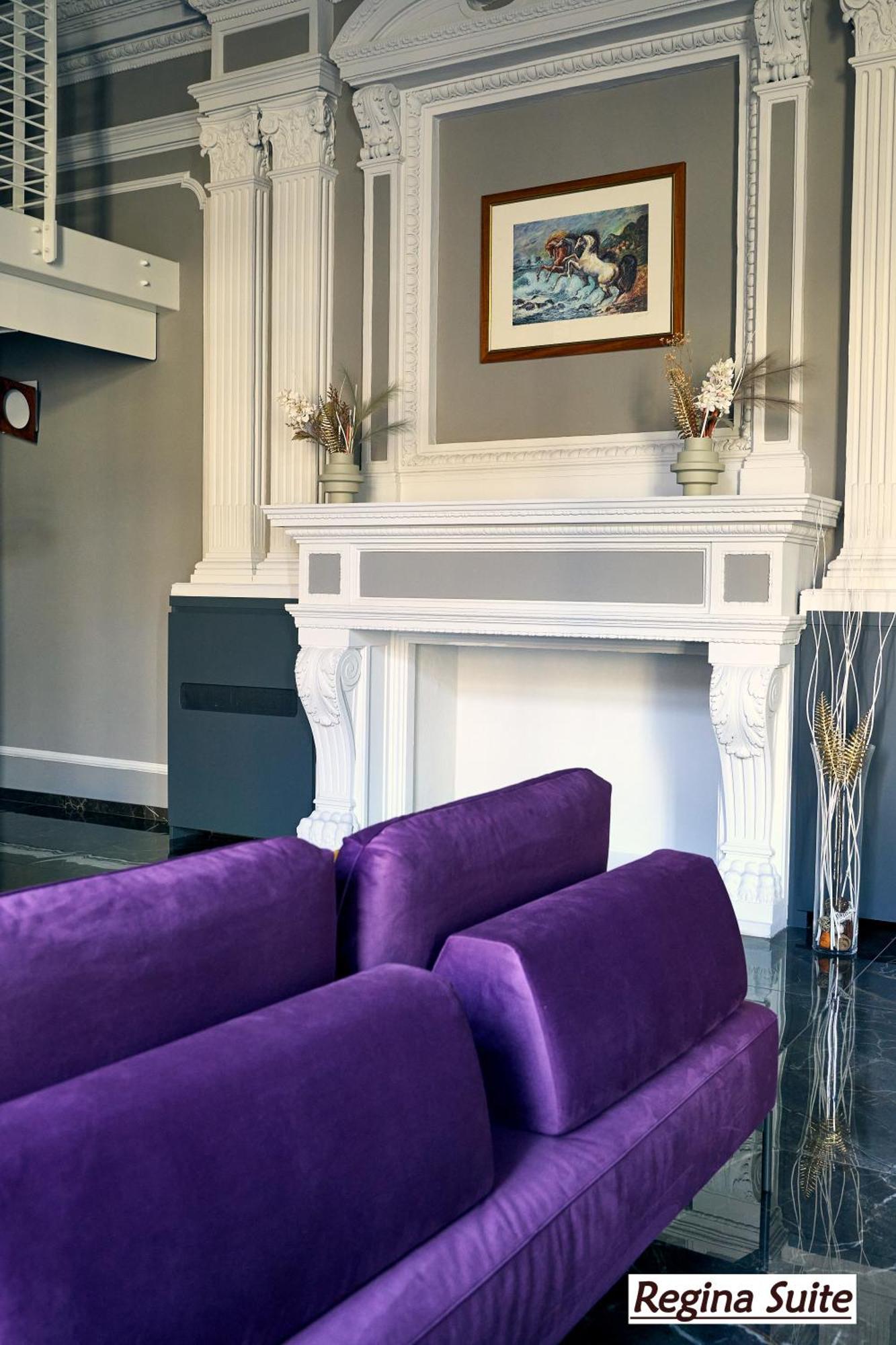 Superior King Suite