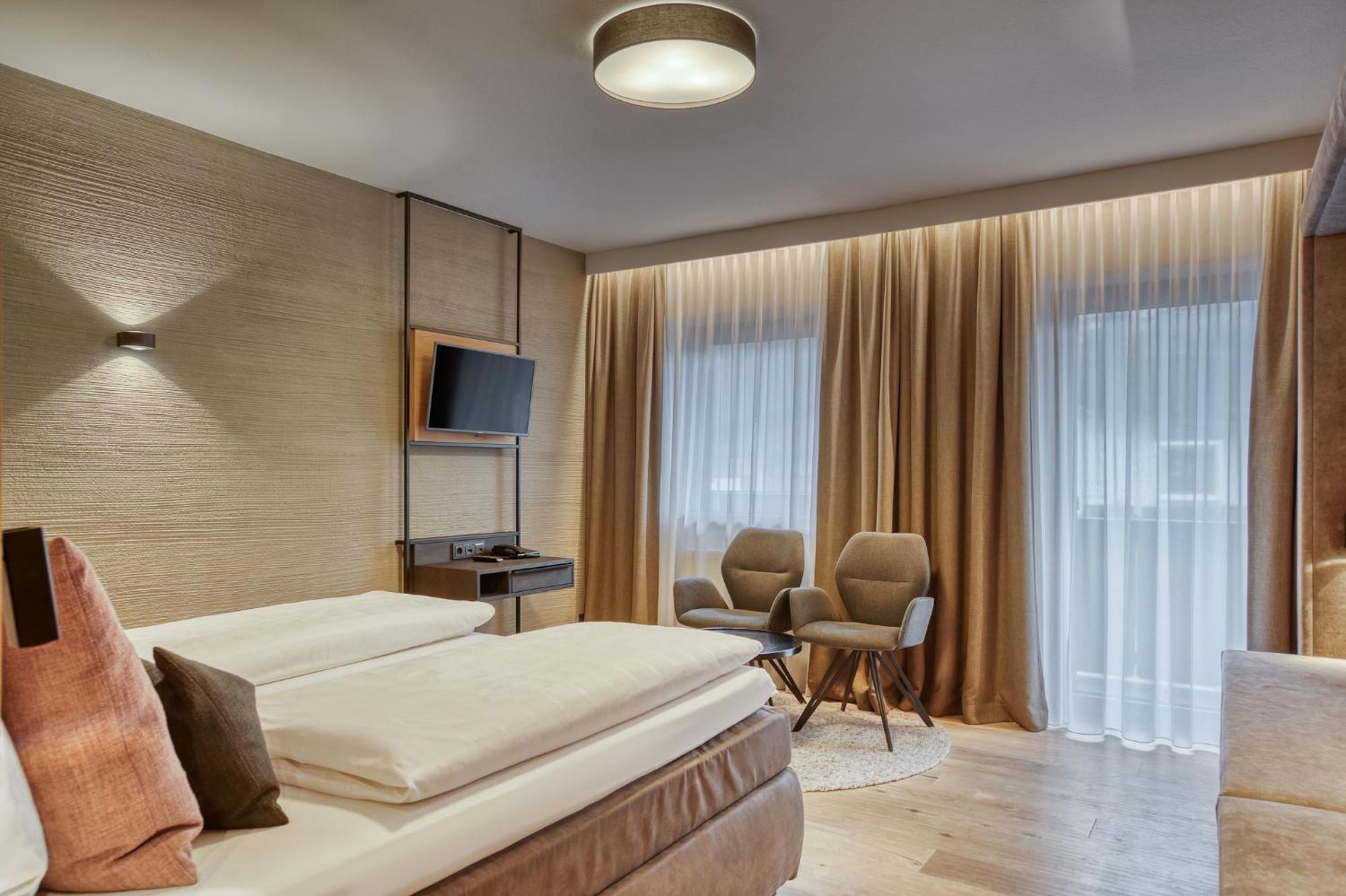 Deluxe Double Room Balcony