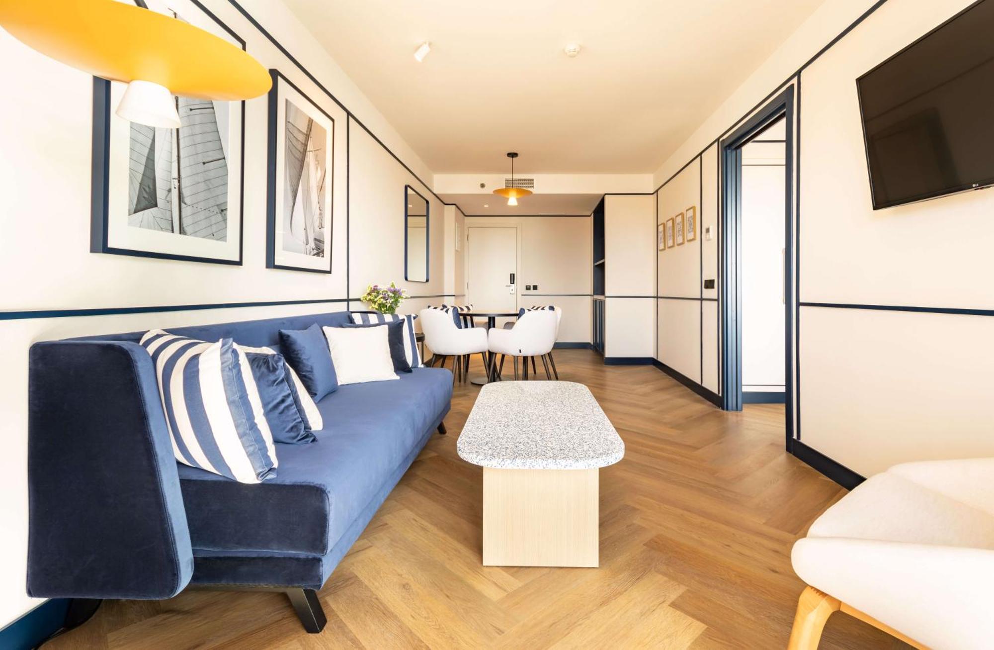 Junior Suite,1645012187:JPEG