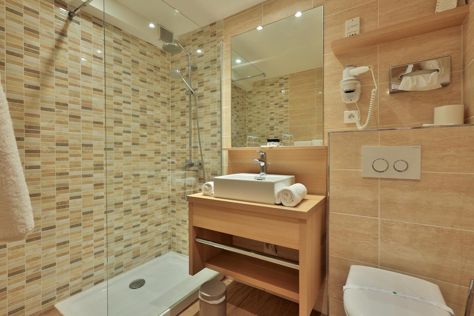 Classic Double or Twin Room