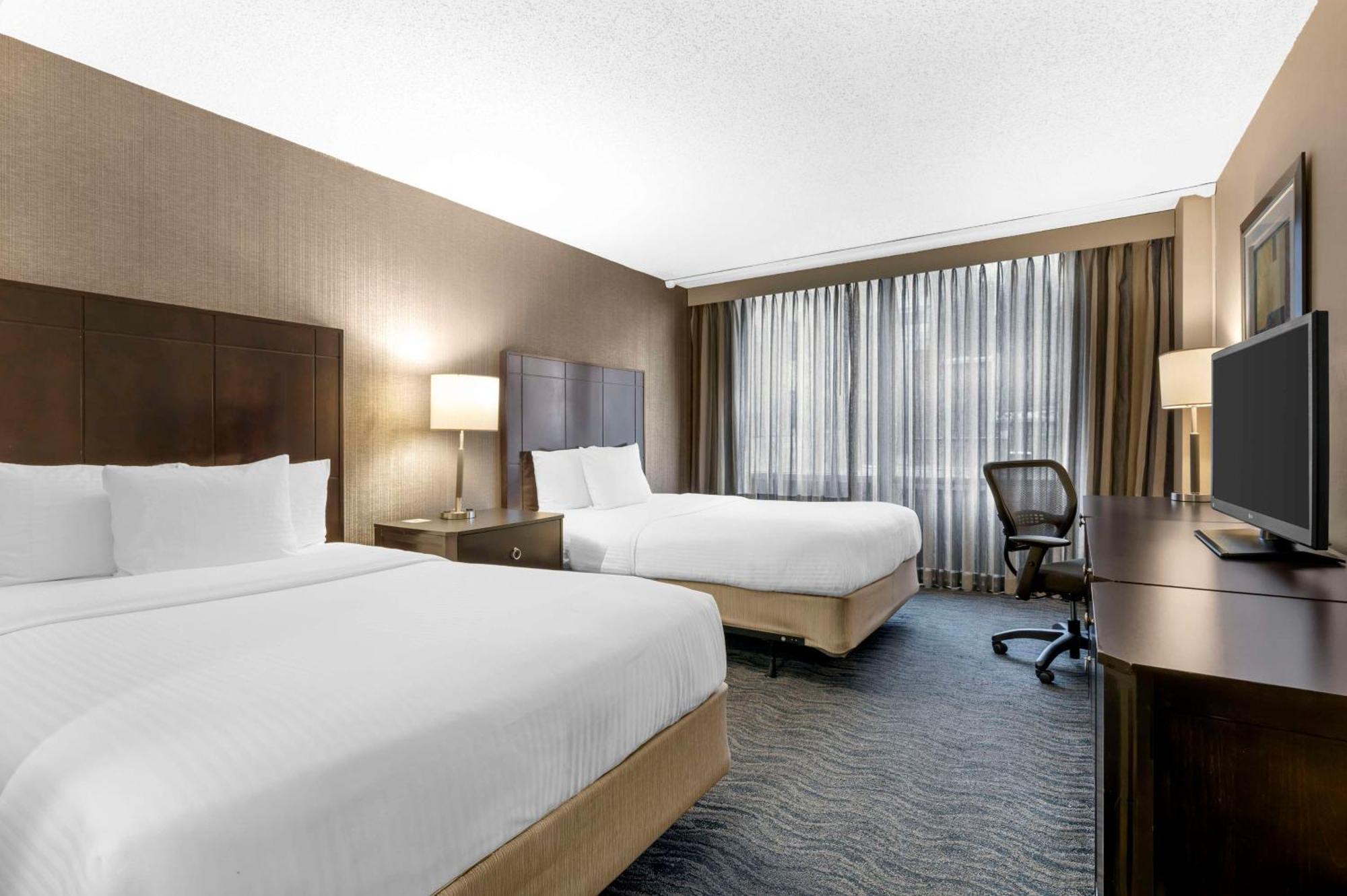 Double Room Two Double Beds Non-Smoking
