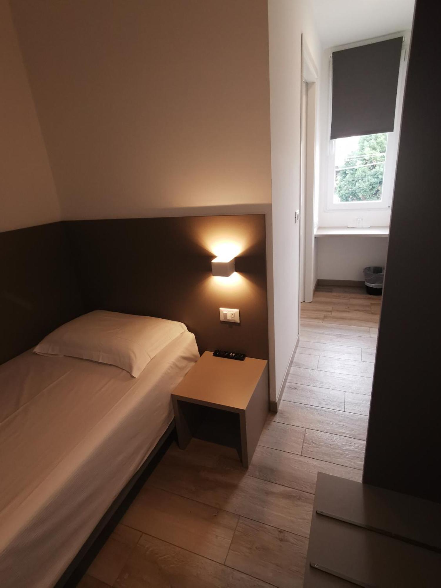 Single Room,1645652843:JPEG