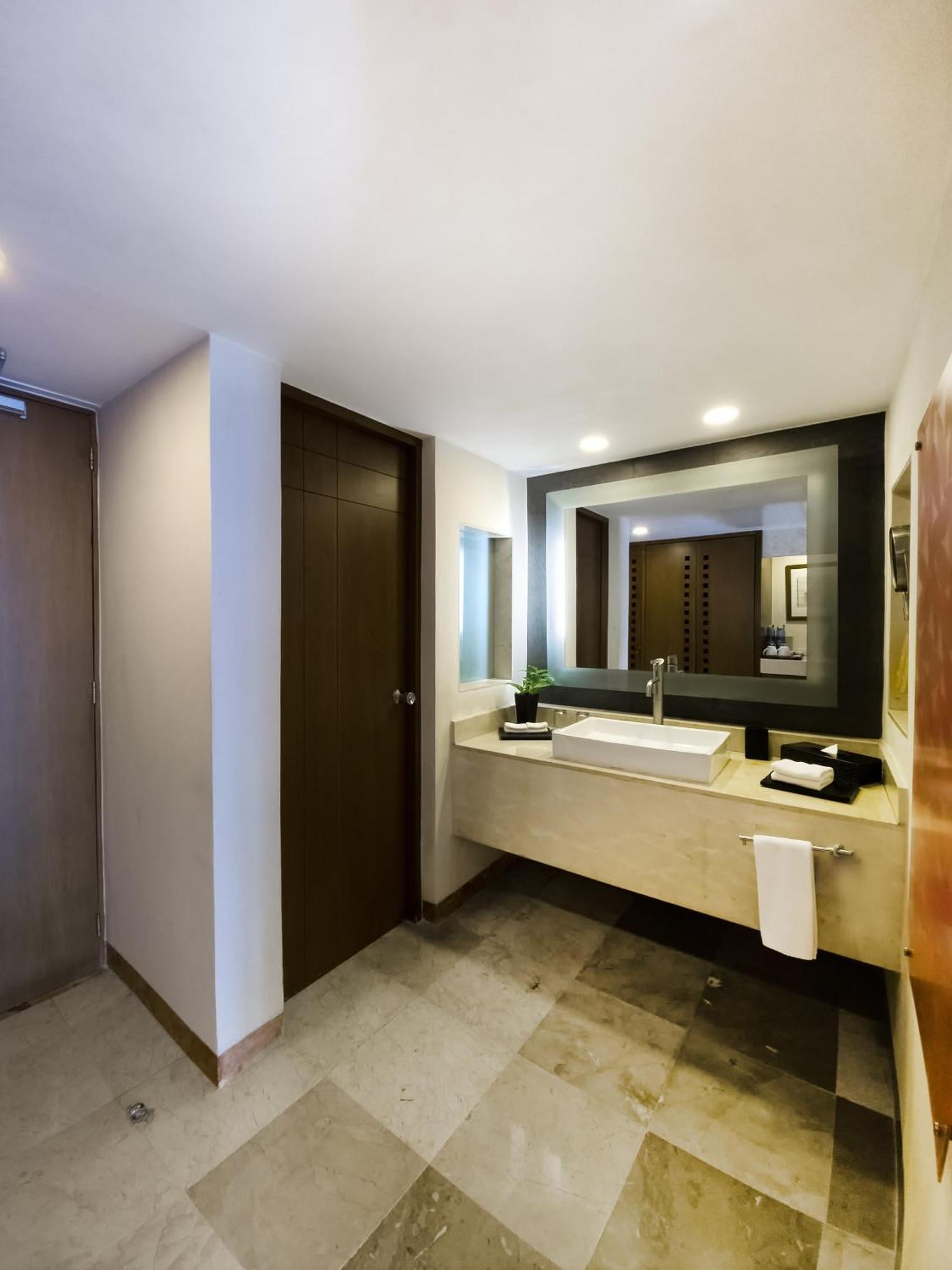 Deluxe Suite Sea View
