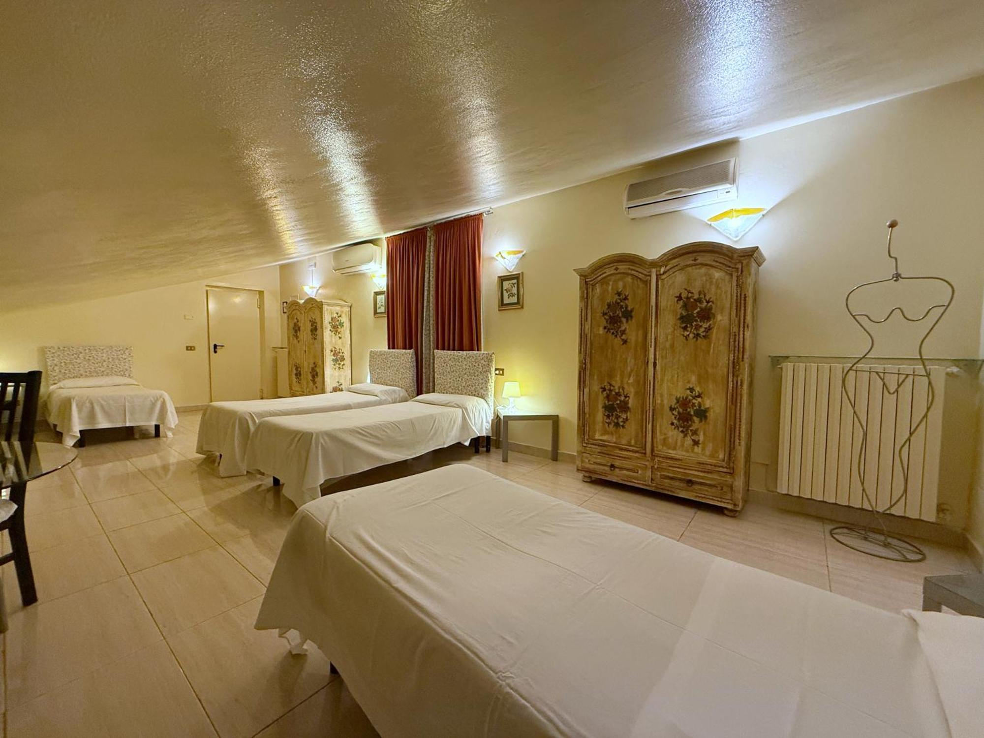 Quadruple Room,1645654202:JPEG