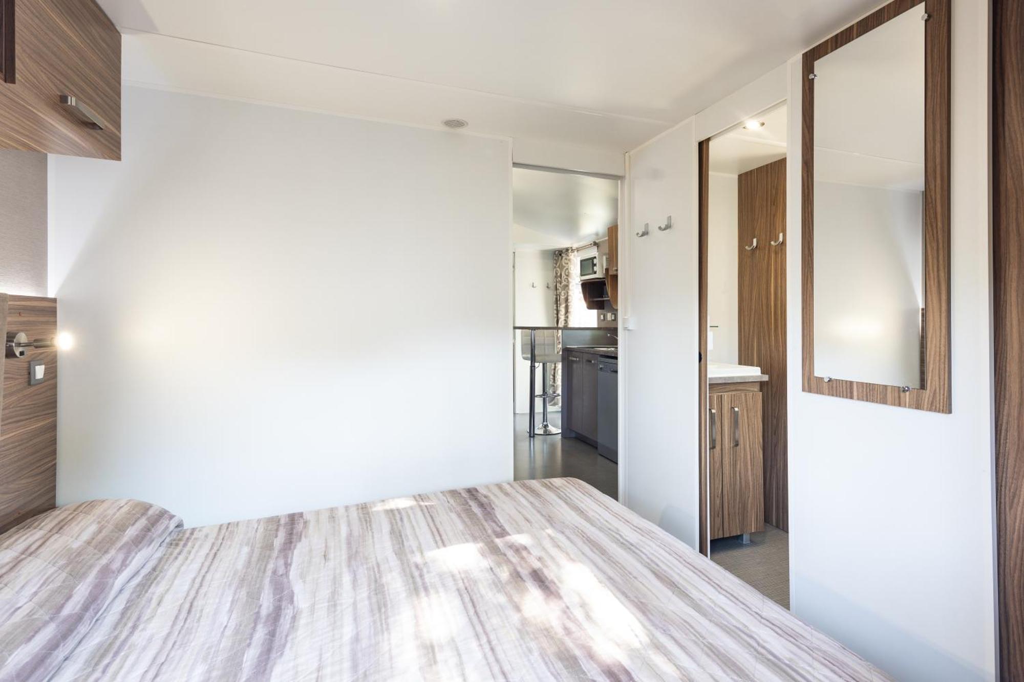 Holiday Home,1645678320:JPEG