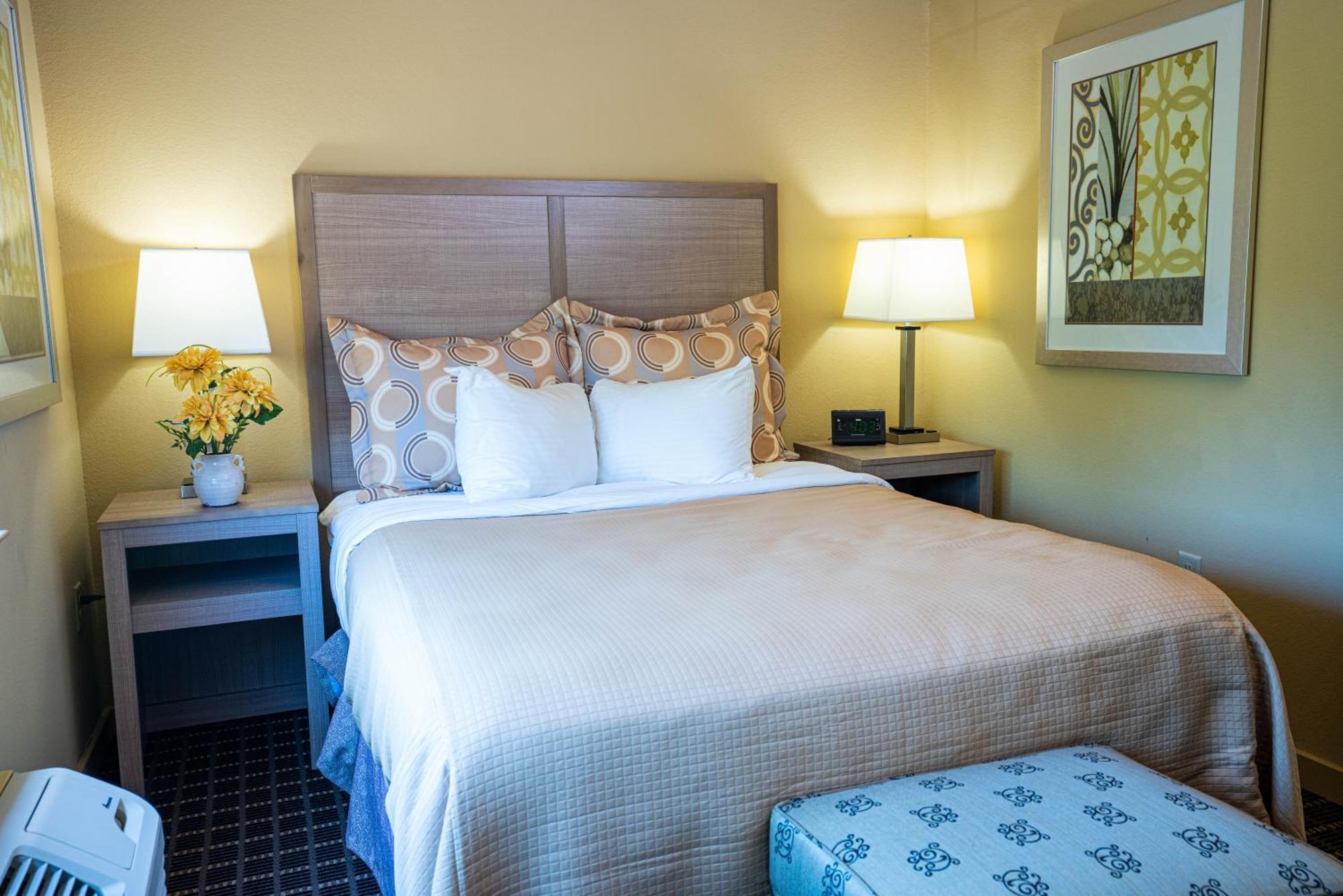 Deluxe Family Suite,1645680391:JPEG