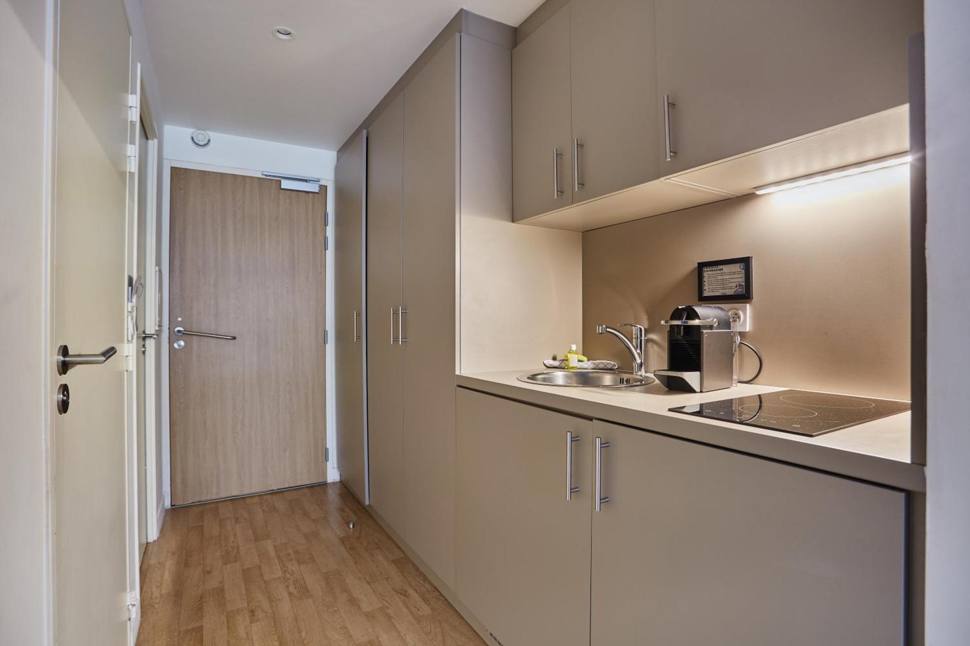 One-Bedroom Apartment (4 Adults),1645694118:JPEG