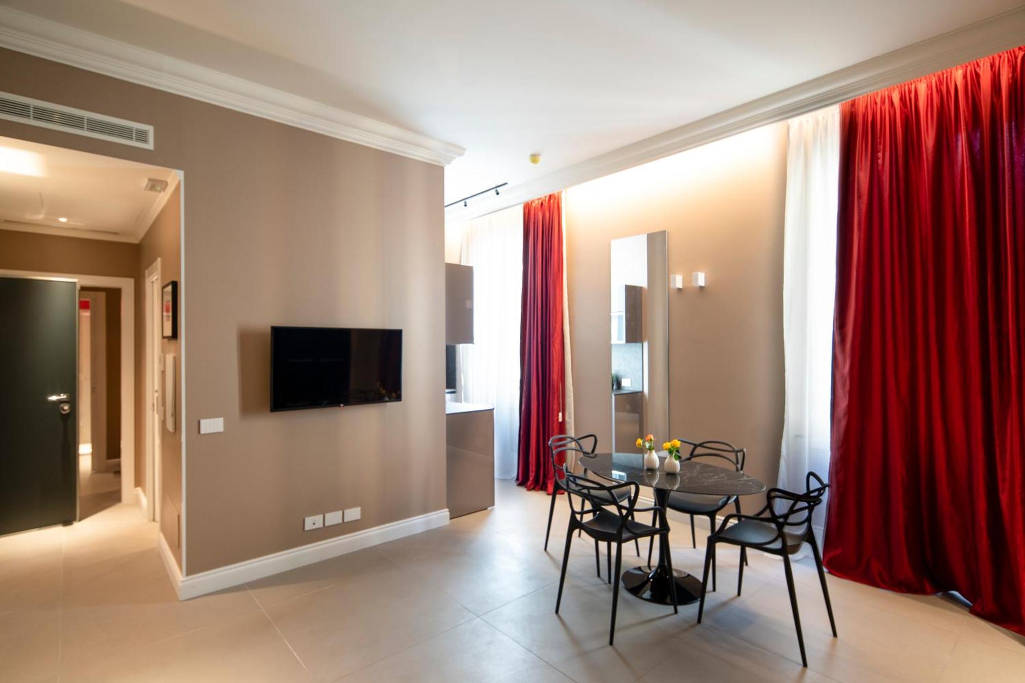One-Bedroom Apartment