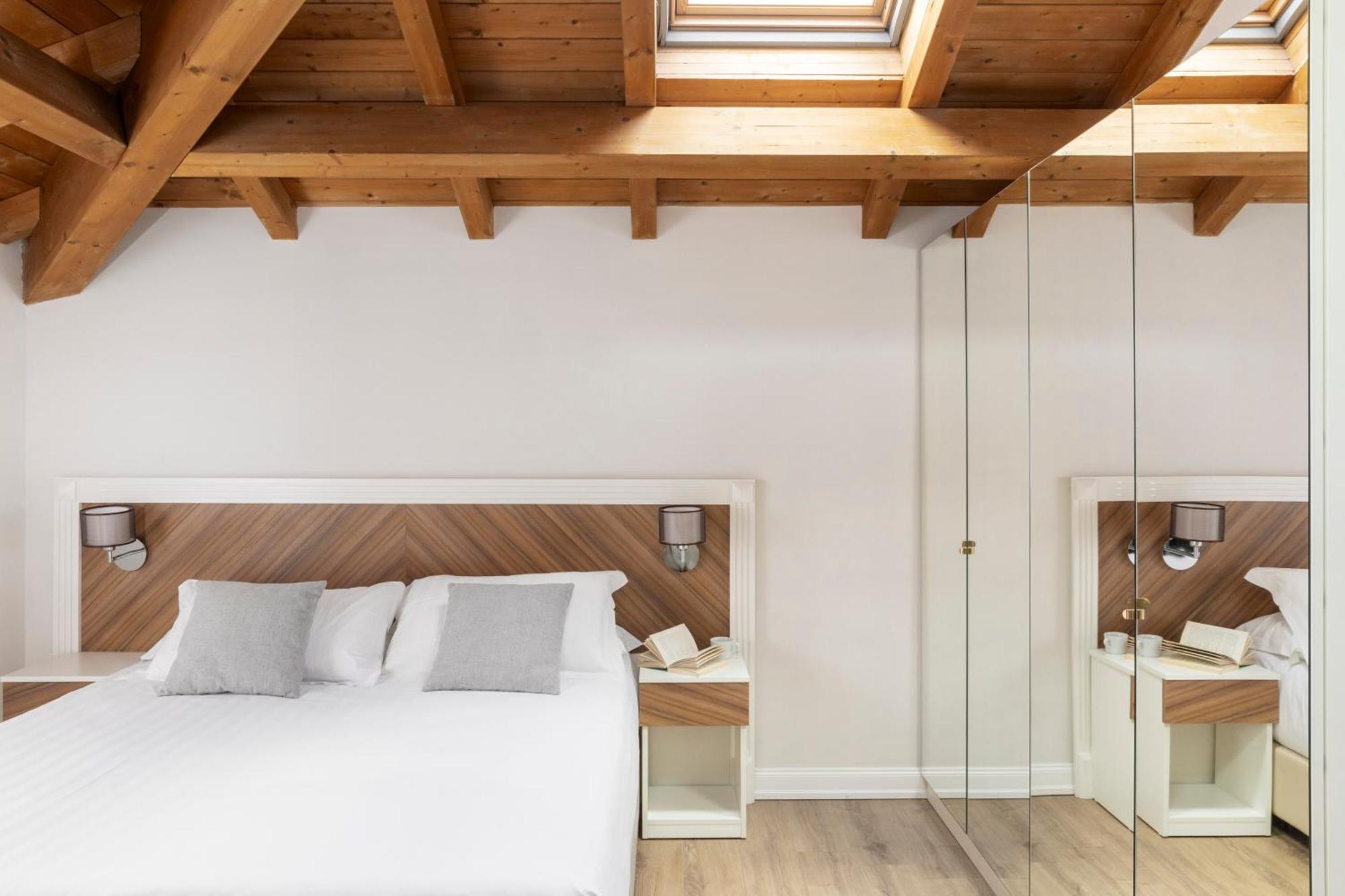 Deluxe Suite Attic