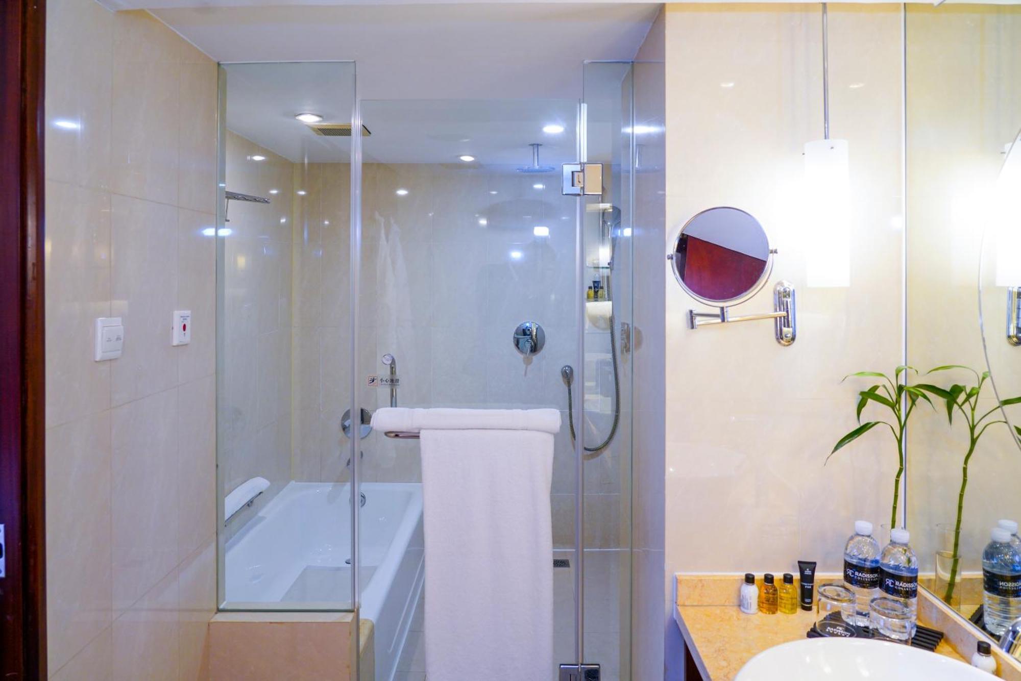 One-Bedroom Executive Suite