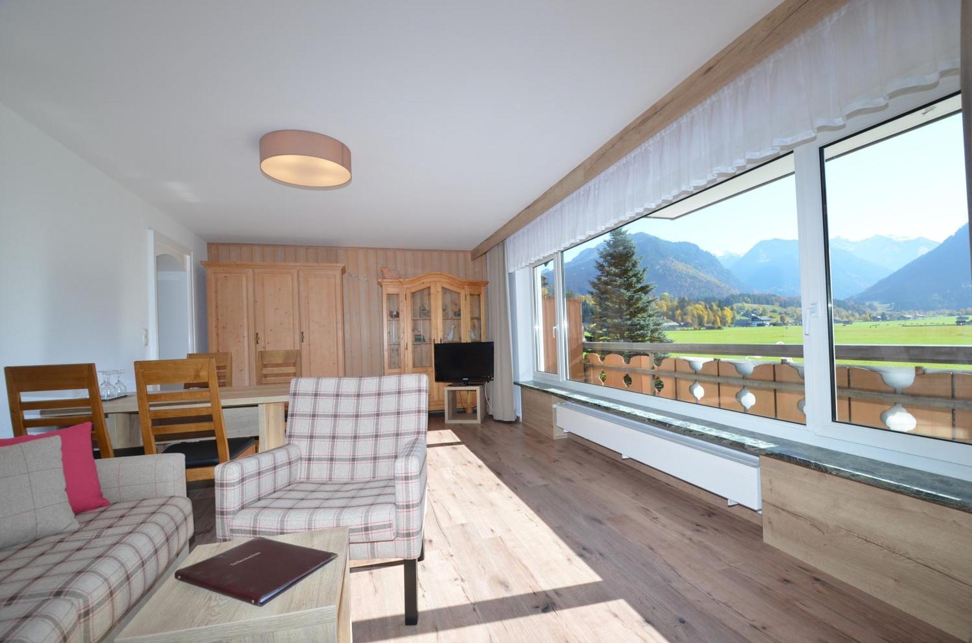Junior Suite Mountain View
