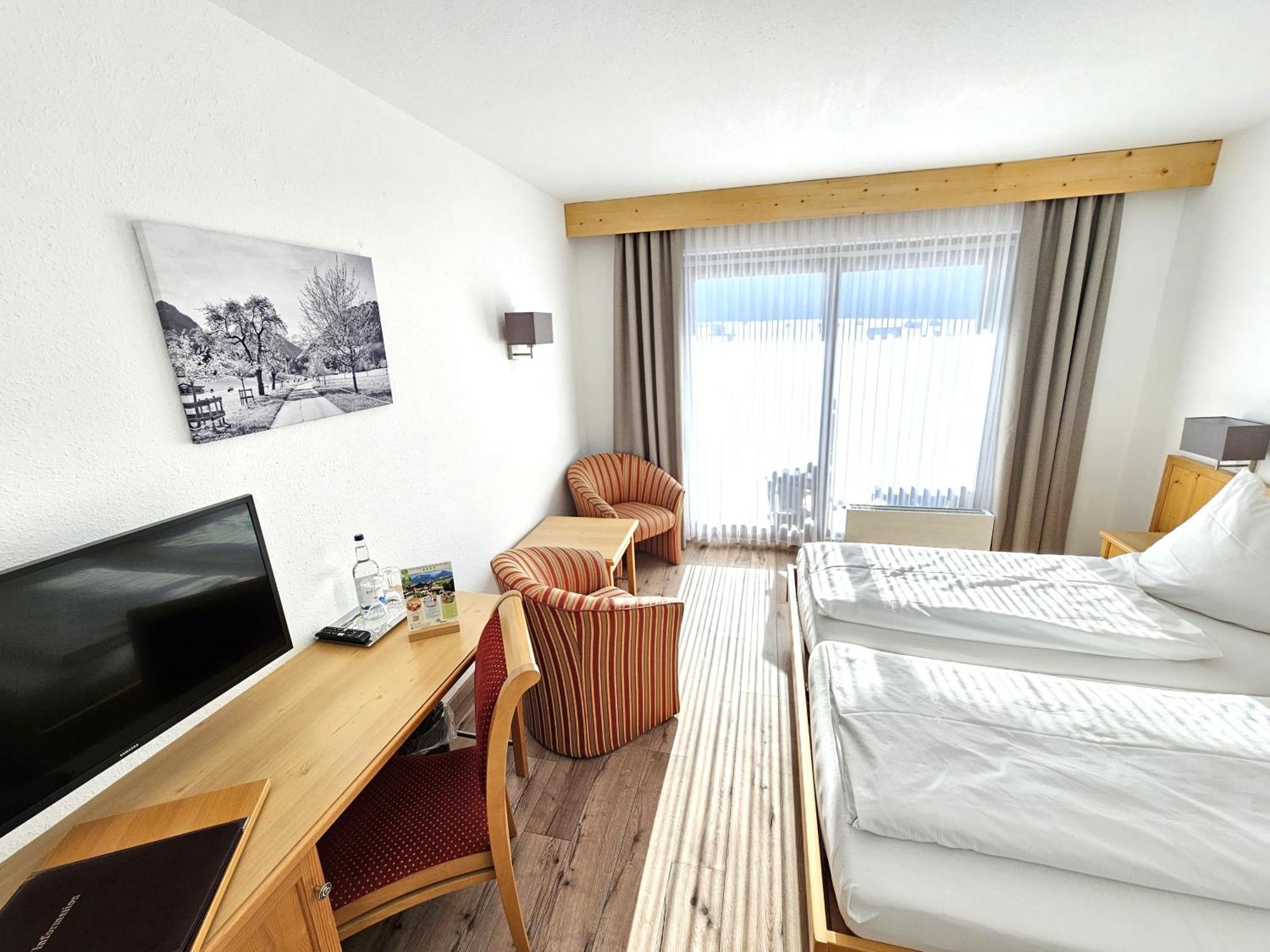 Double Room Mountain View