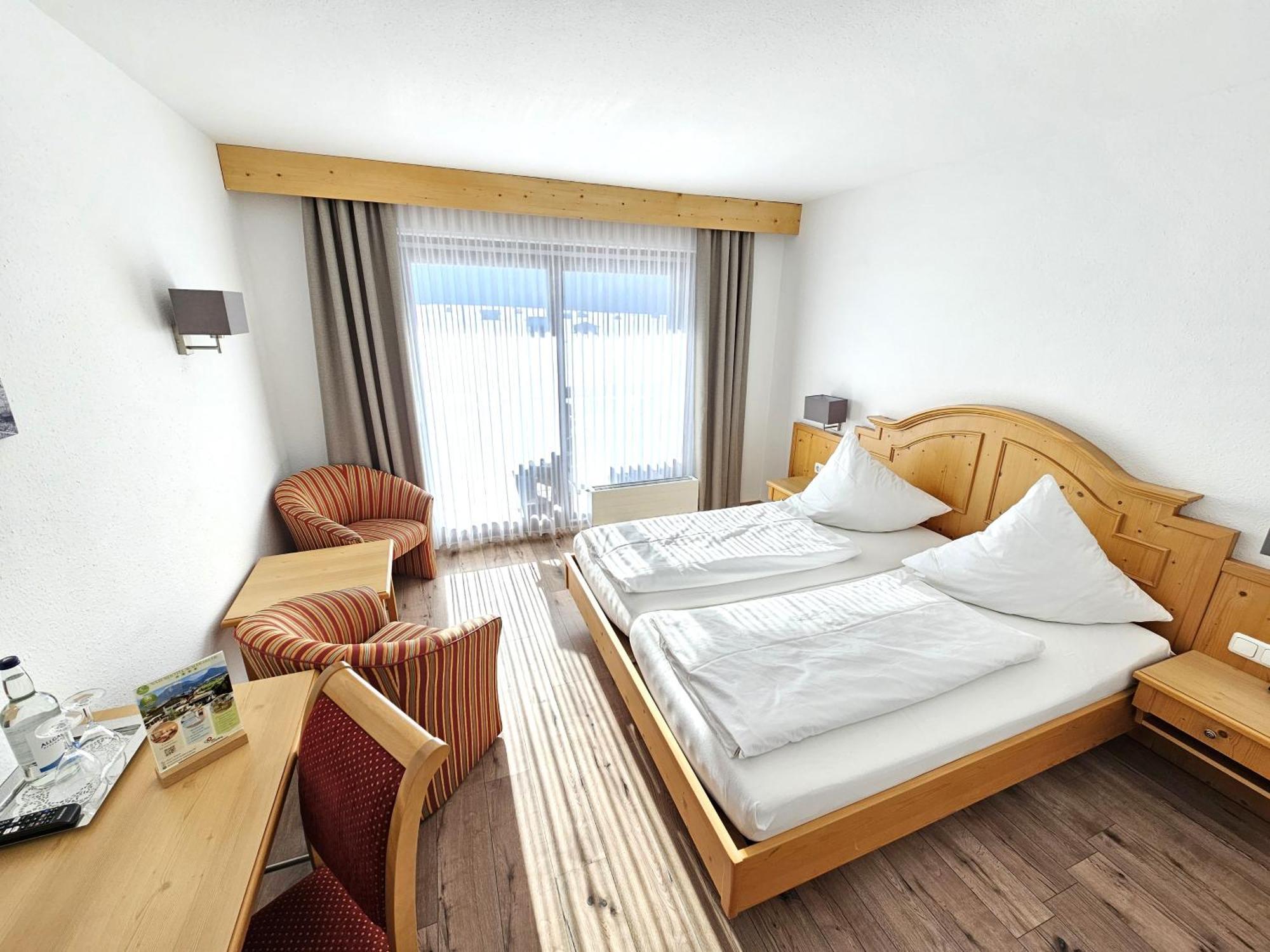 Double Room Mountain View